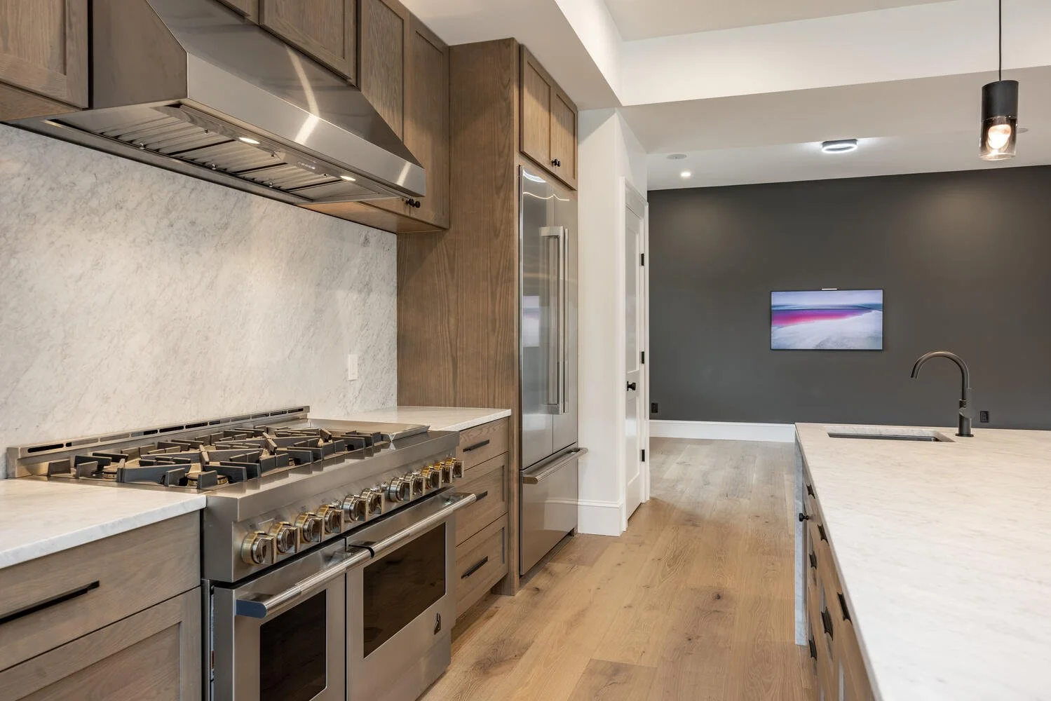 Pne Gdns Wy Milton MA 02186-large-015-012-Kitchen6-1500x1000-72dpi.jpeg