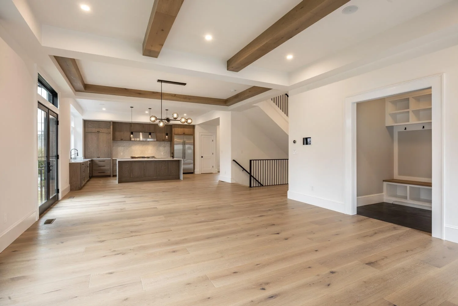 Pne Gdns Wy Milton MA 02186-large-025-046-Family Room6-1500x1000-72dpi.jpeg