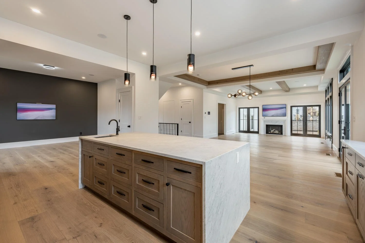 Pne Gdns Wy Milton MA 02186-large-016-014-Kitchen7-1500x1000-72dpi.jpeg