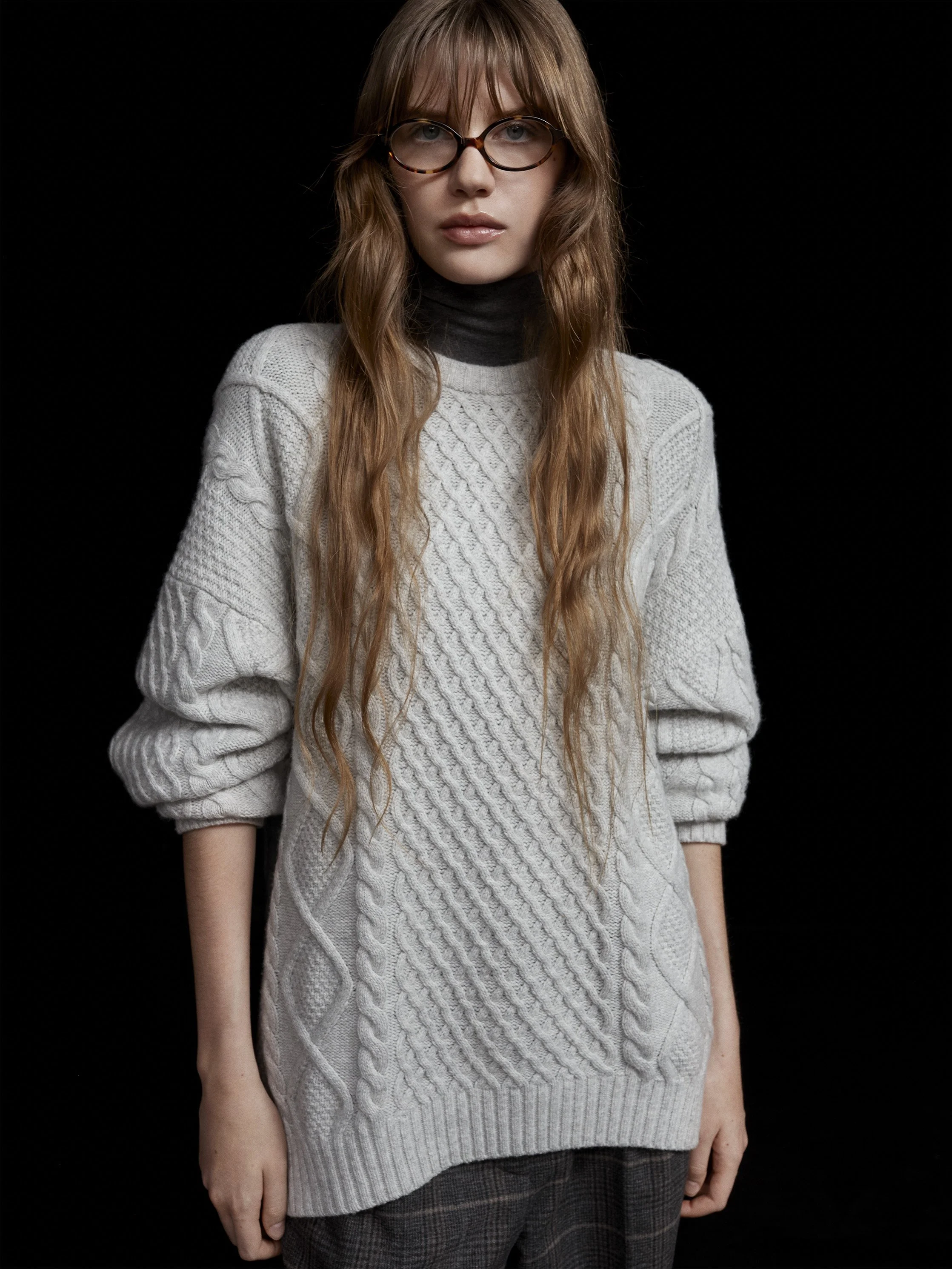 R195_THO_LOOK24_240925-26_ARITZIA_W24-HOLIDAY_LMT_044_FNL.jpg