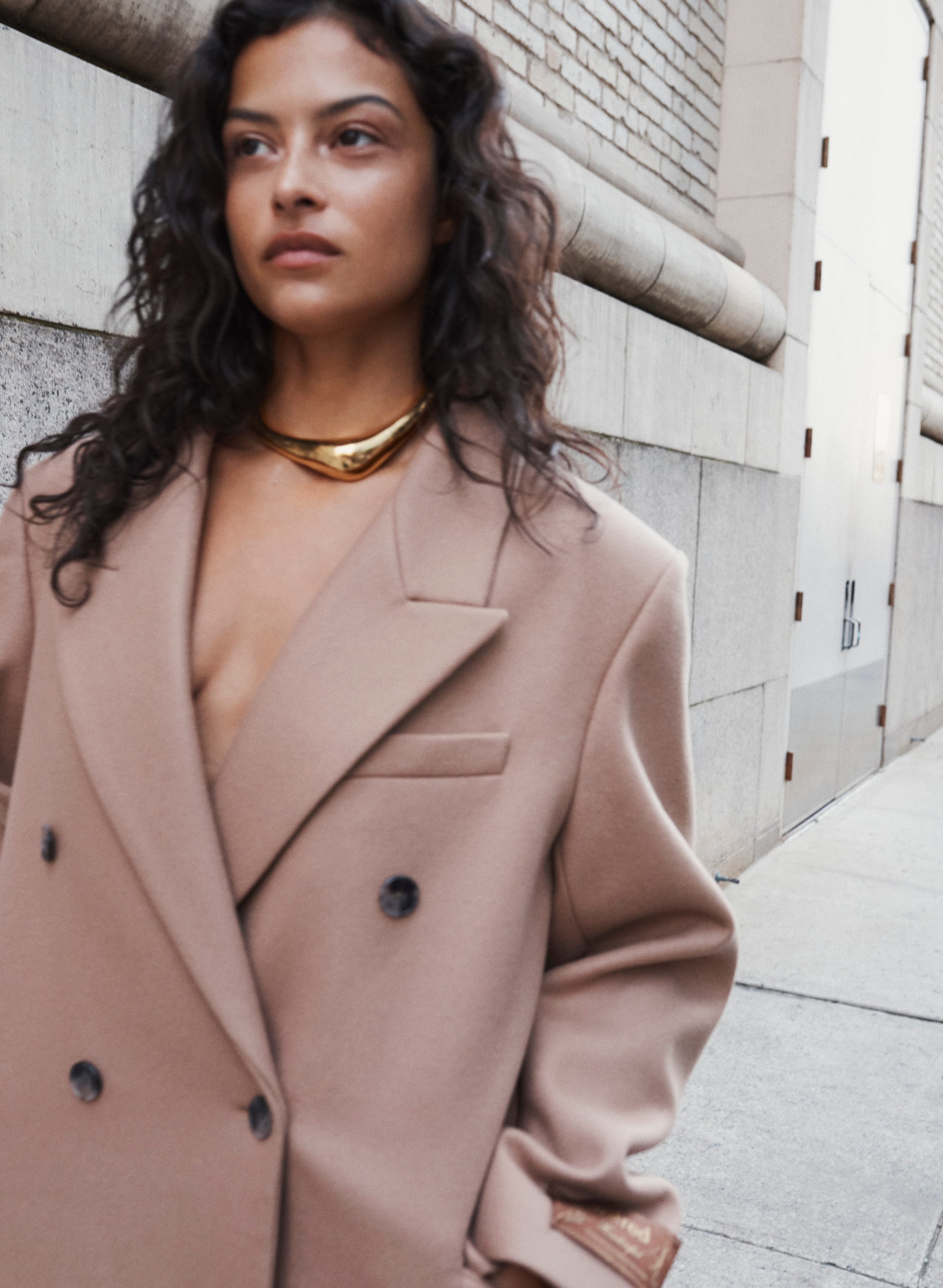 LOOK_08_240711_ARITZIA_FA24_EVERYDAY LUXURY_LMT_123_V2.jpg