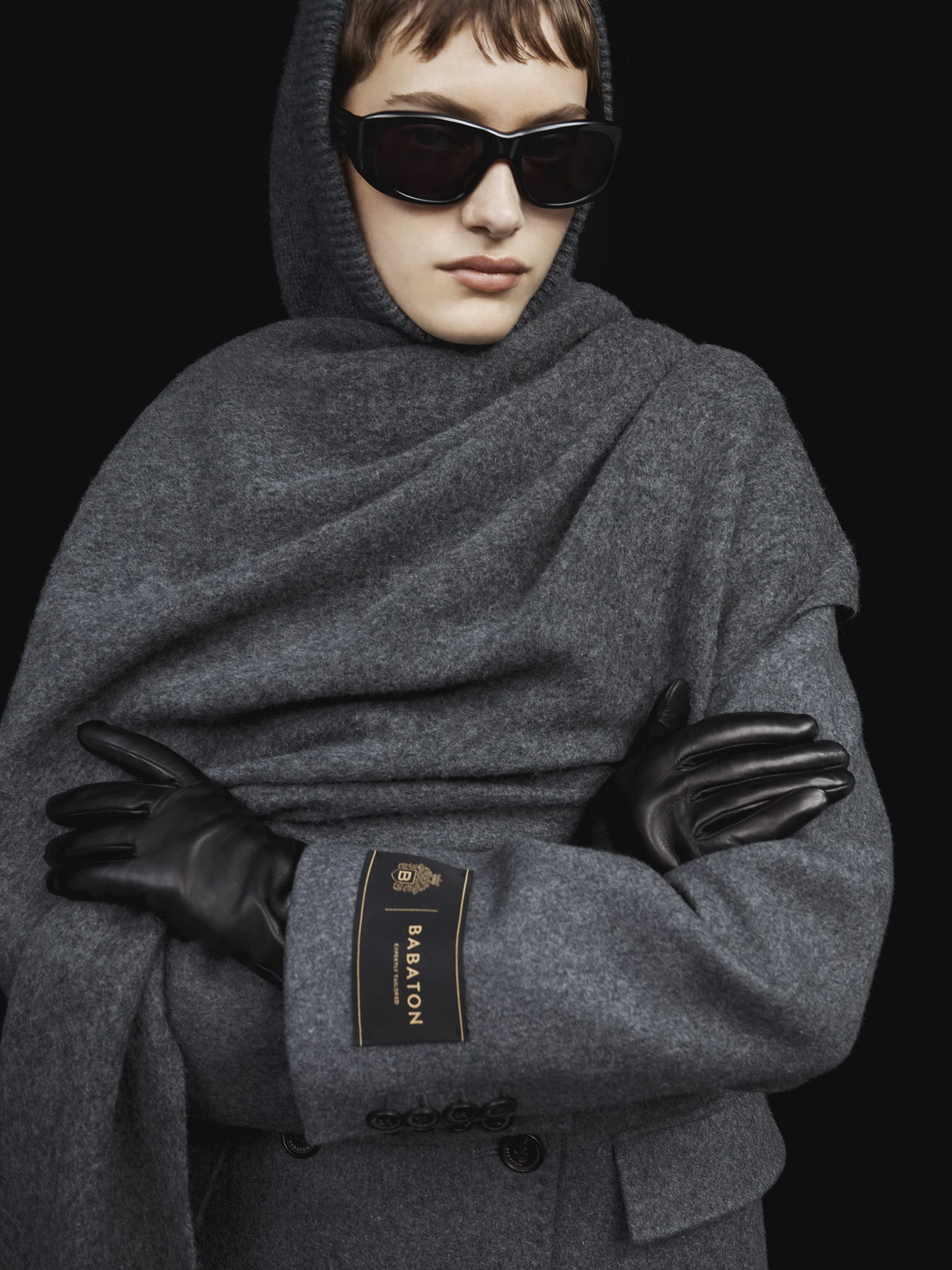 R195_THO_LOOK2_240925-26_ARITZIA_W24-HOLIDAY_LMT_059_FNL.jpg
