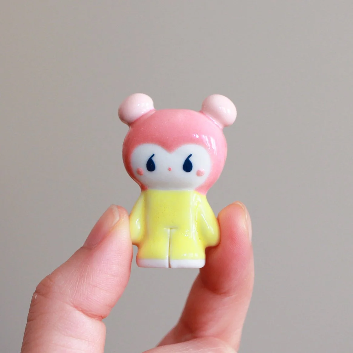 Messenger_Holding-19.jpg