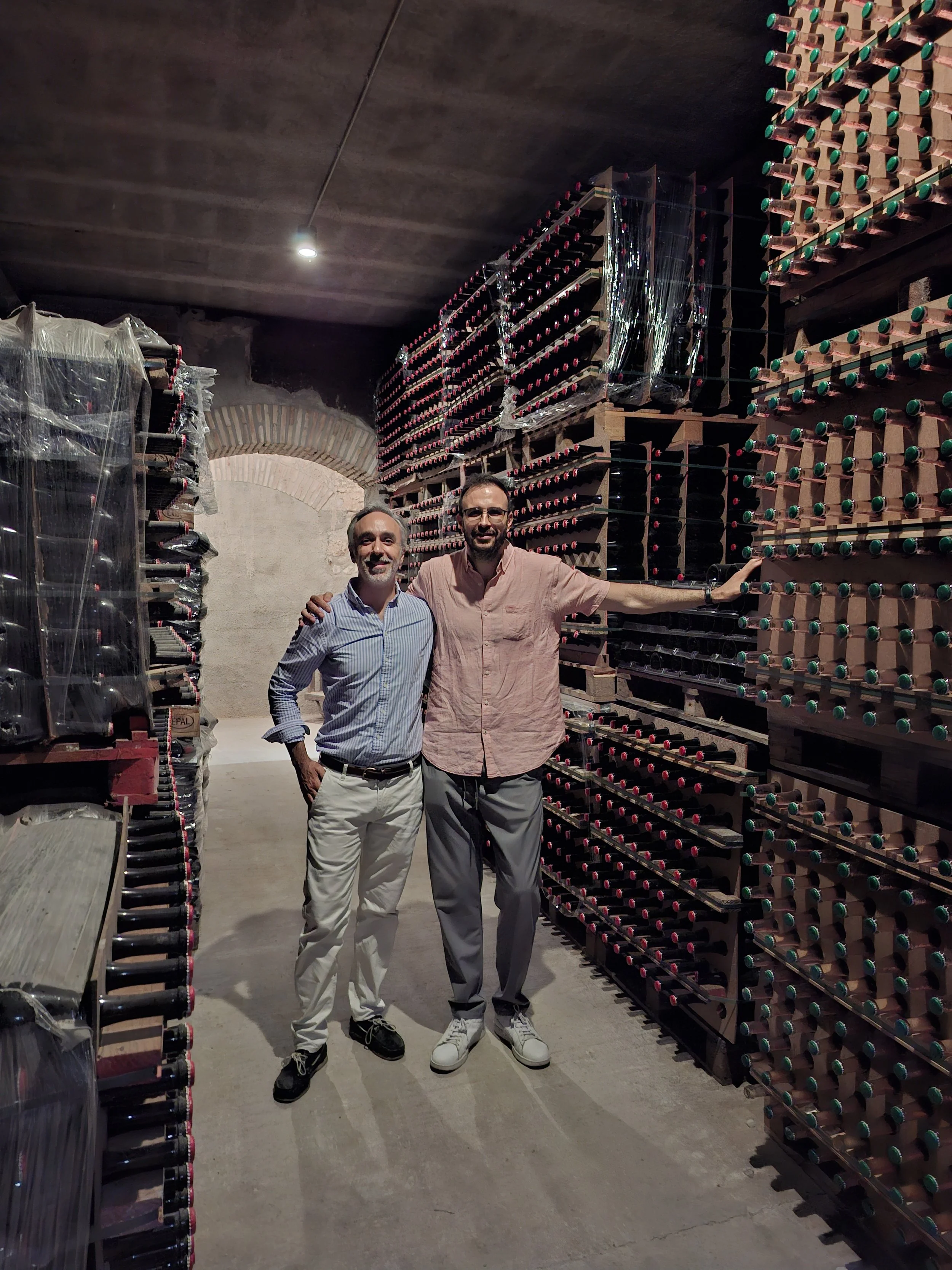 Equipo de Antología Wines durante una visita profesional a una bodega española