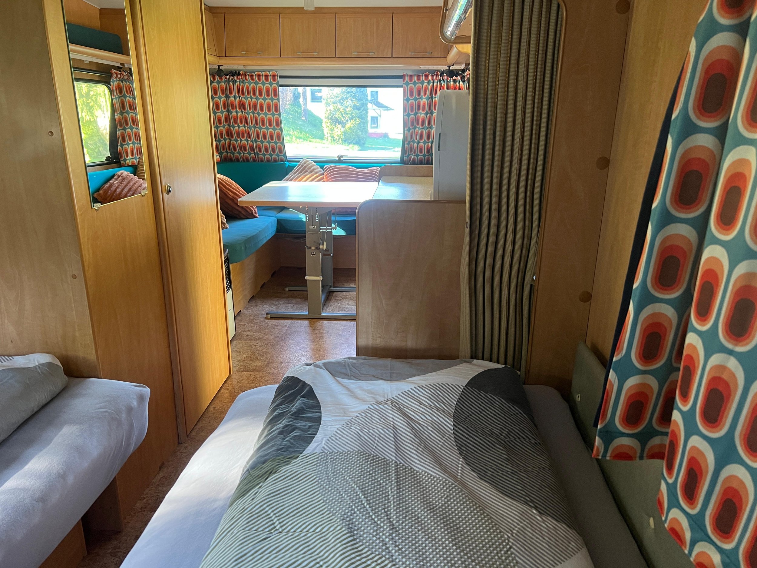 Mietwohnwagen-Theo-innen 