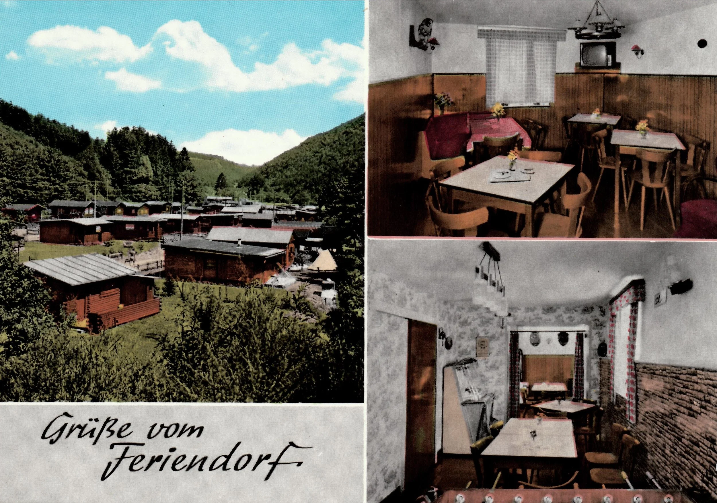 Postkarte mit Aufnahmen vom Ferienhausdorf, Innenräumen und Grußtext 'Grüße vom Feriendorf'