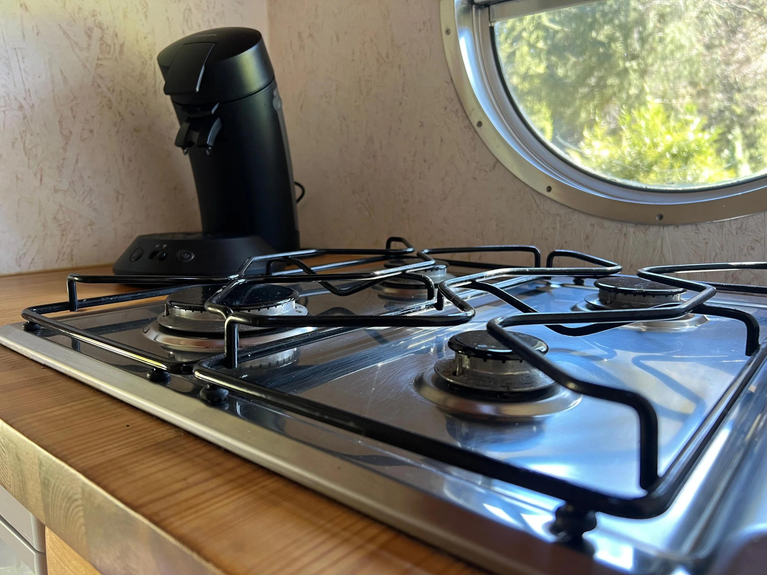 Zirkuswagen-Küche-4