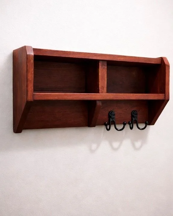 red shelf profile.jpg