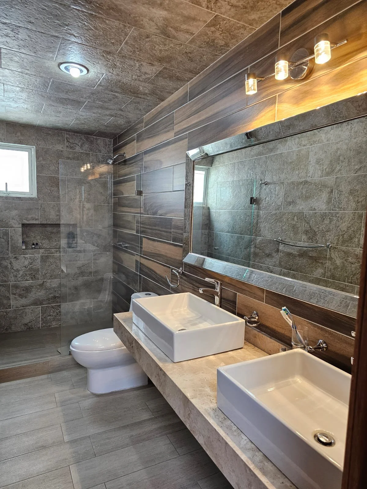 WhatsApp Image 2024-10-14 at 12.25.45 PM (7).jpeg