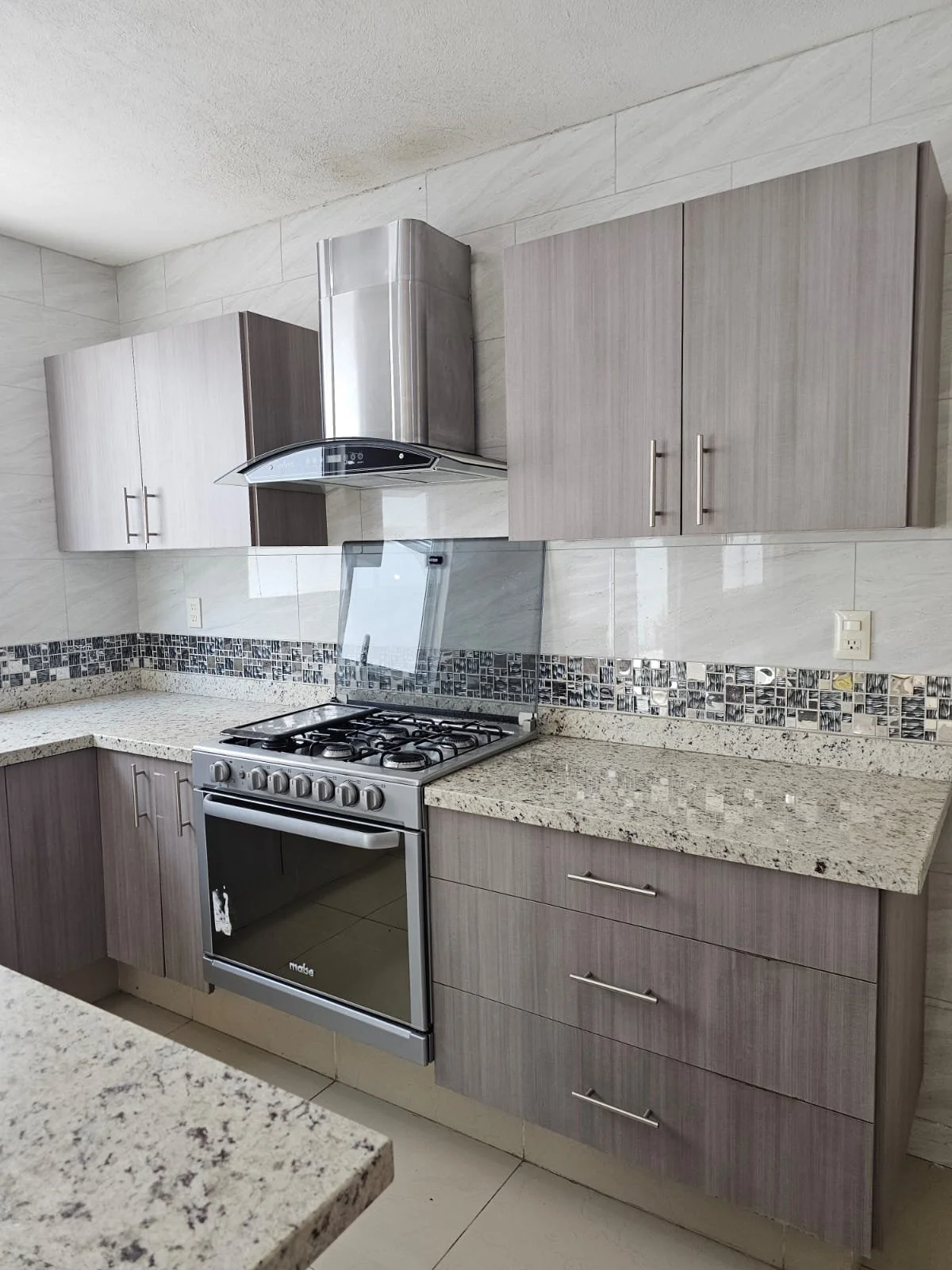 WhatsApp Image 2024-10-14 at 12.25.44 PM (5).jpeg