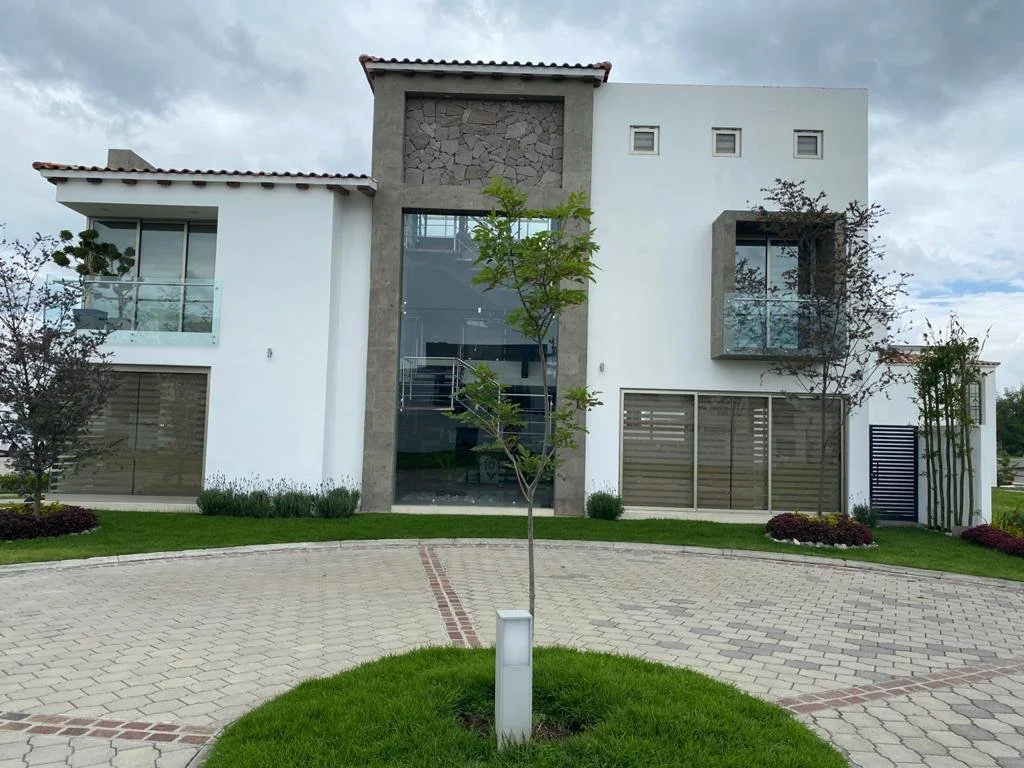 WhatsApp Image 2024-10-14 at 12.21.41 PM.jpeg