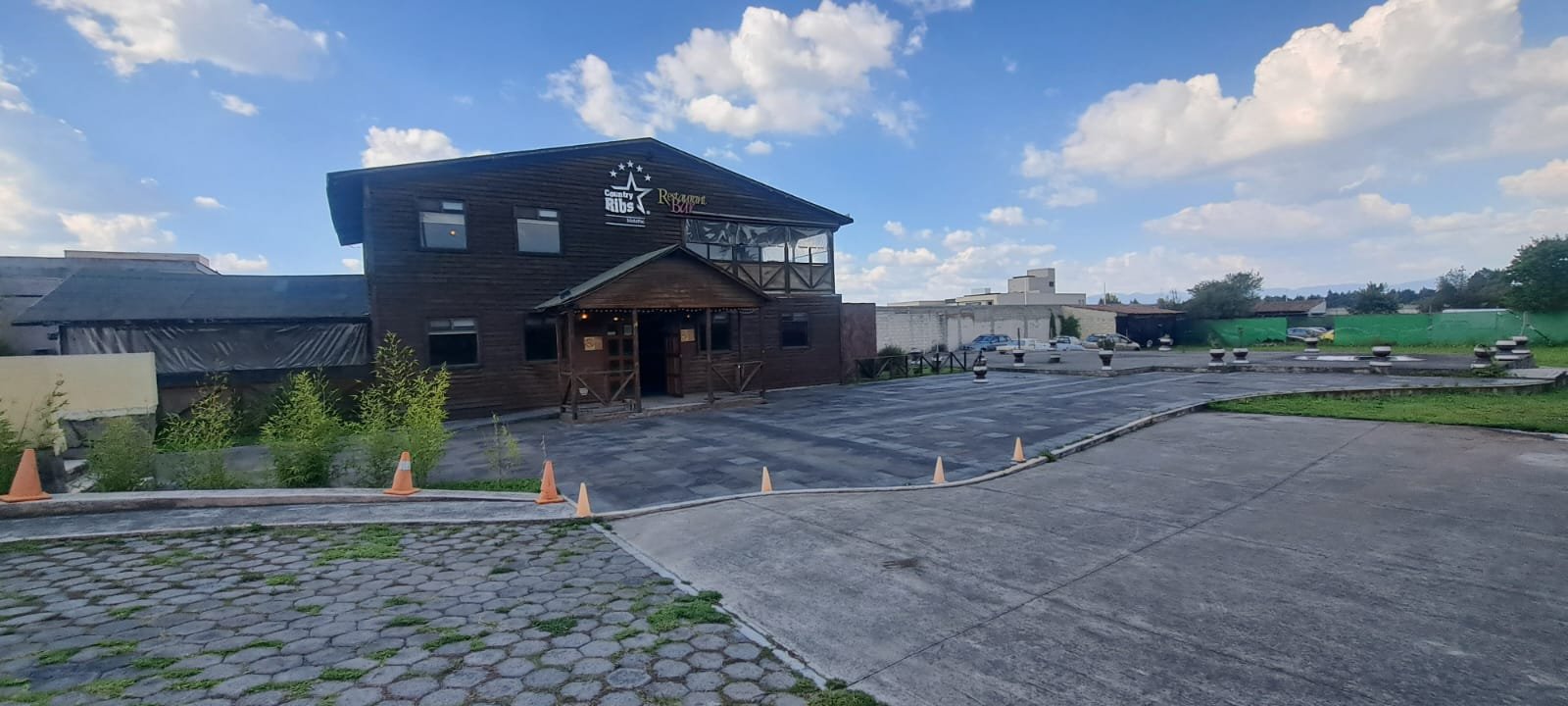 Venta de Terreno con Restaurante Metepec