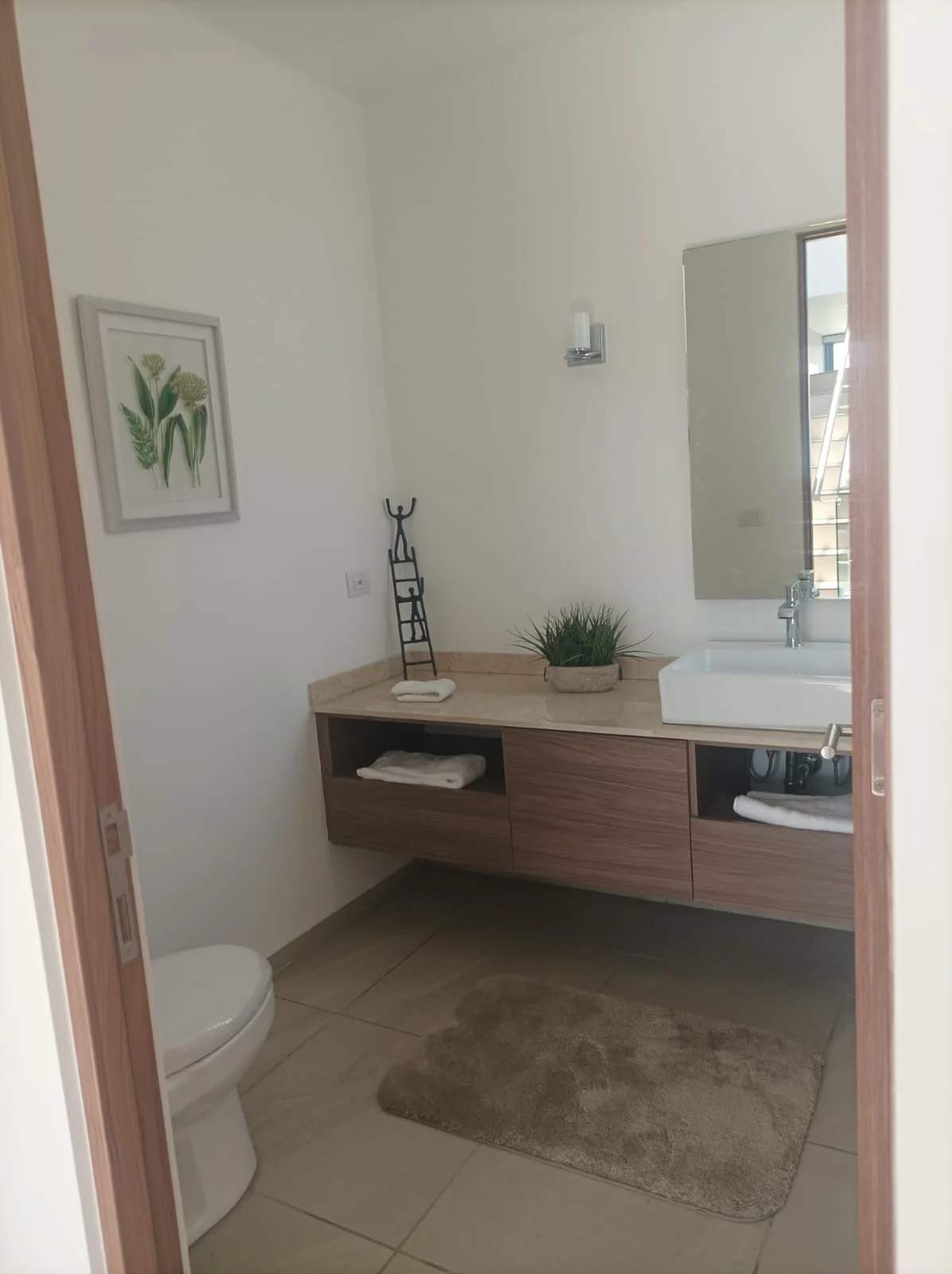 WhatsApp Image 2024-05-19 at 9.06.40 PM.jpeg