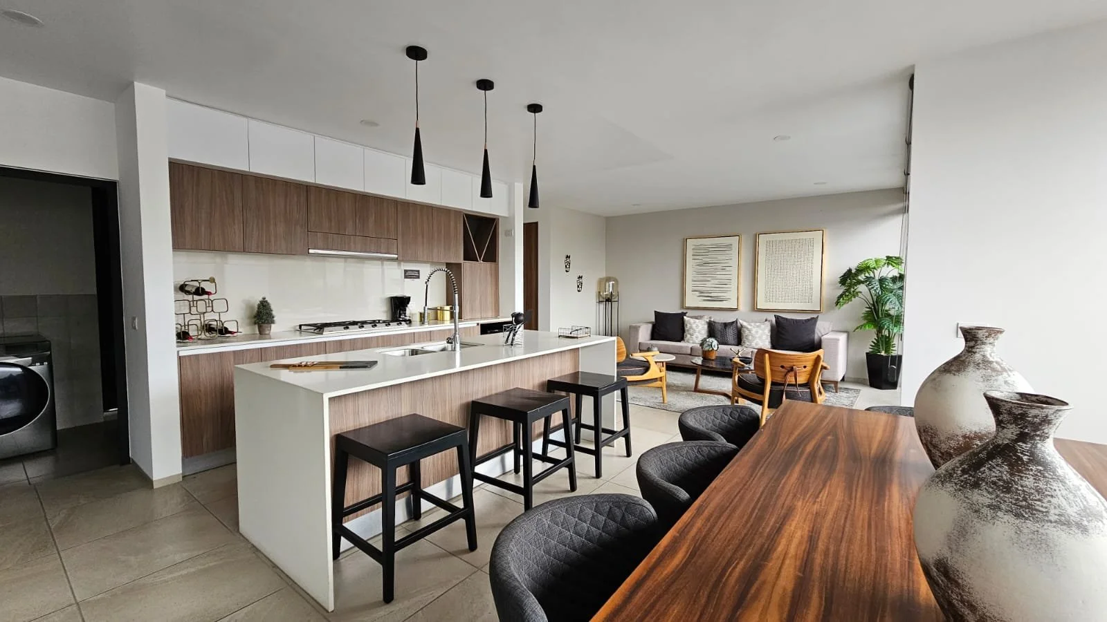 WhatsApp Image 2024-07-02 at 11.18.21 AM.jpeg