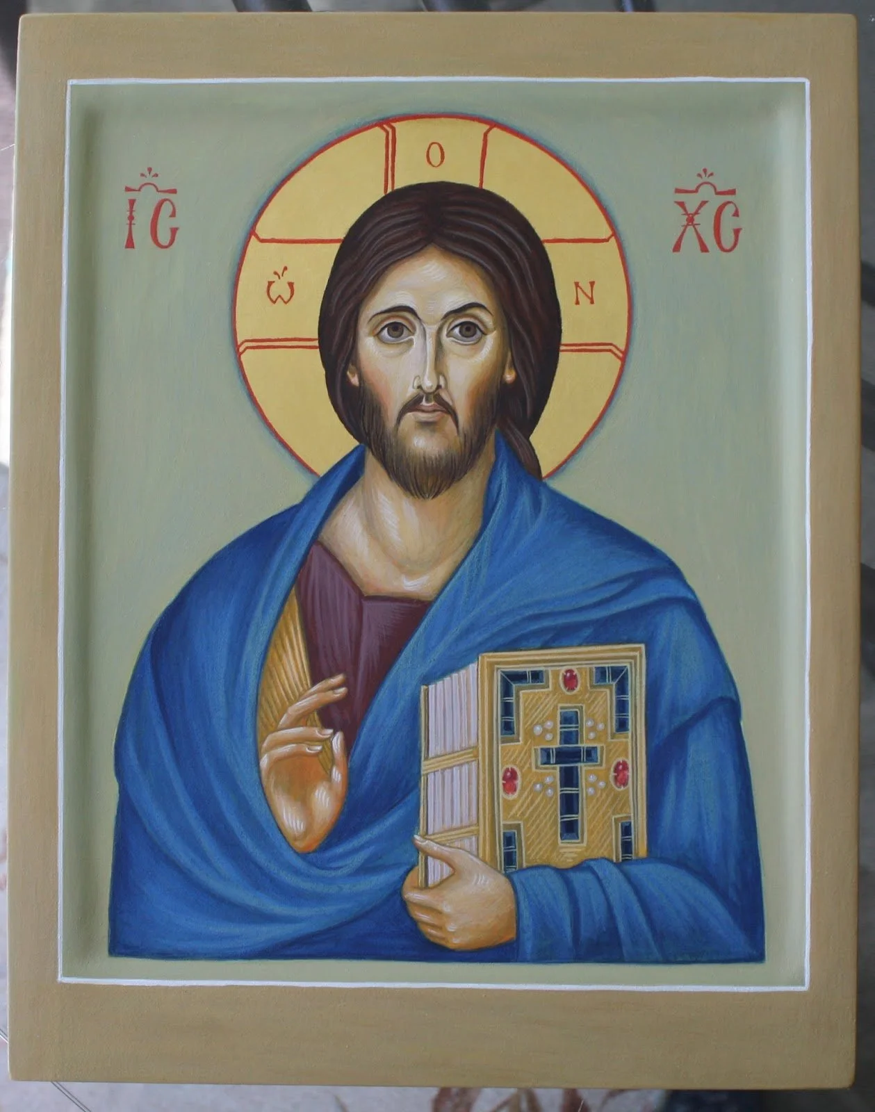 2016 - Pantocrator
22 x 17.5 cm 
Materials: Wooden panel, mineral pigments, and genuine gold.