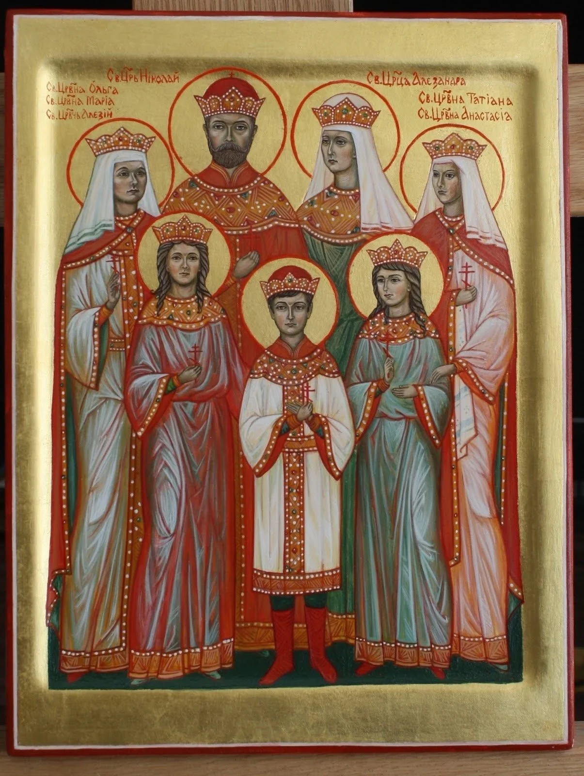 2015 - The Romanov family 
28 x 21 cm
Materials: Wooden panel, mineral pigments, egg tempera, and genuine gold leaves.