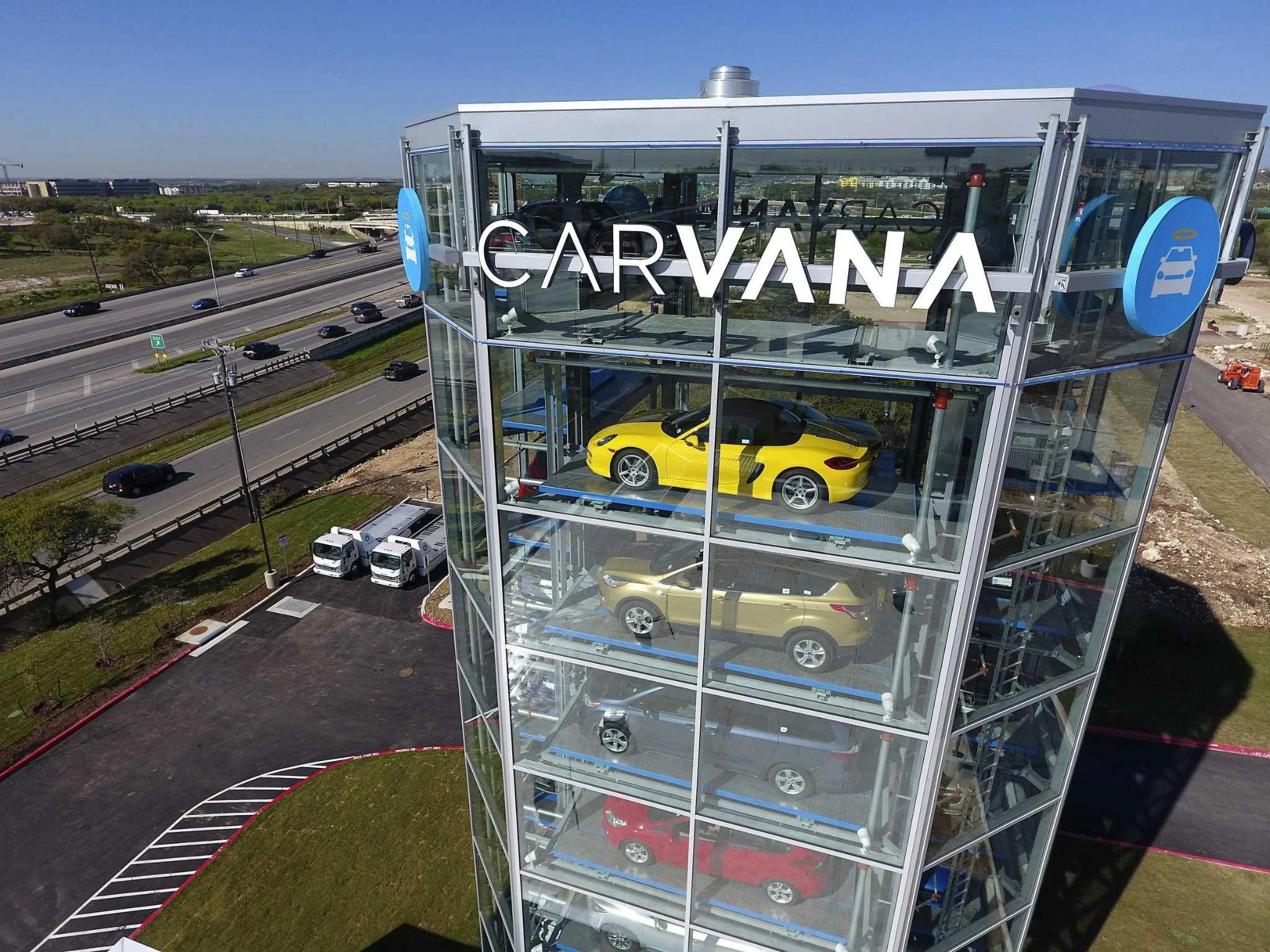 Carvana Fort Worth, TX