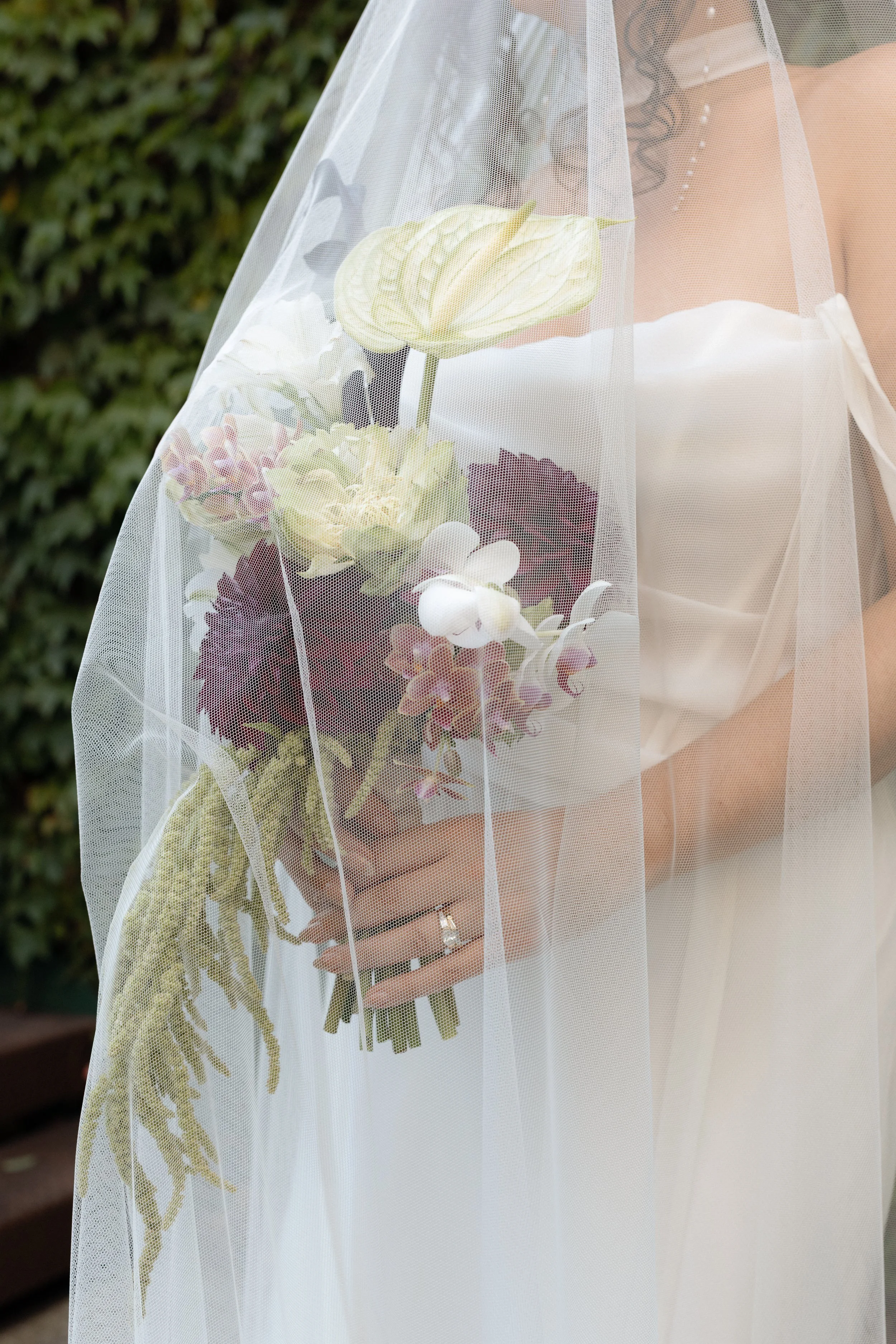 Chicago bride holding her bridal bouquet before walking down the aisle