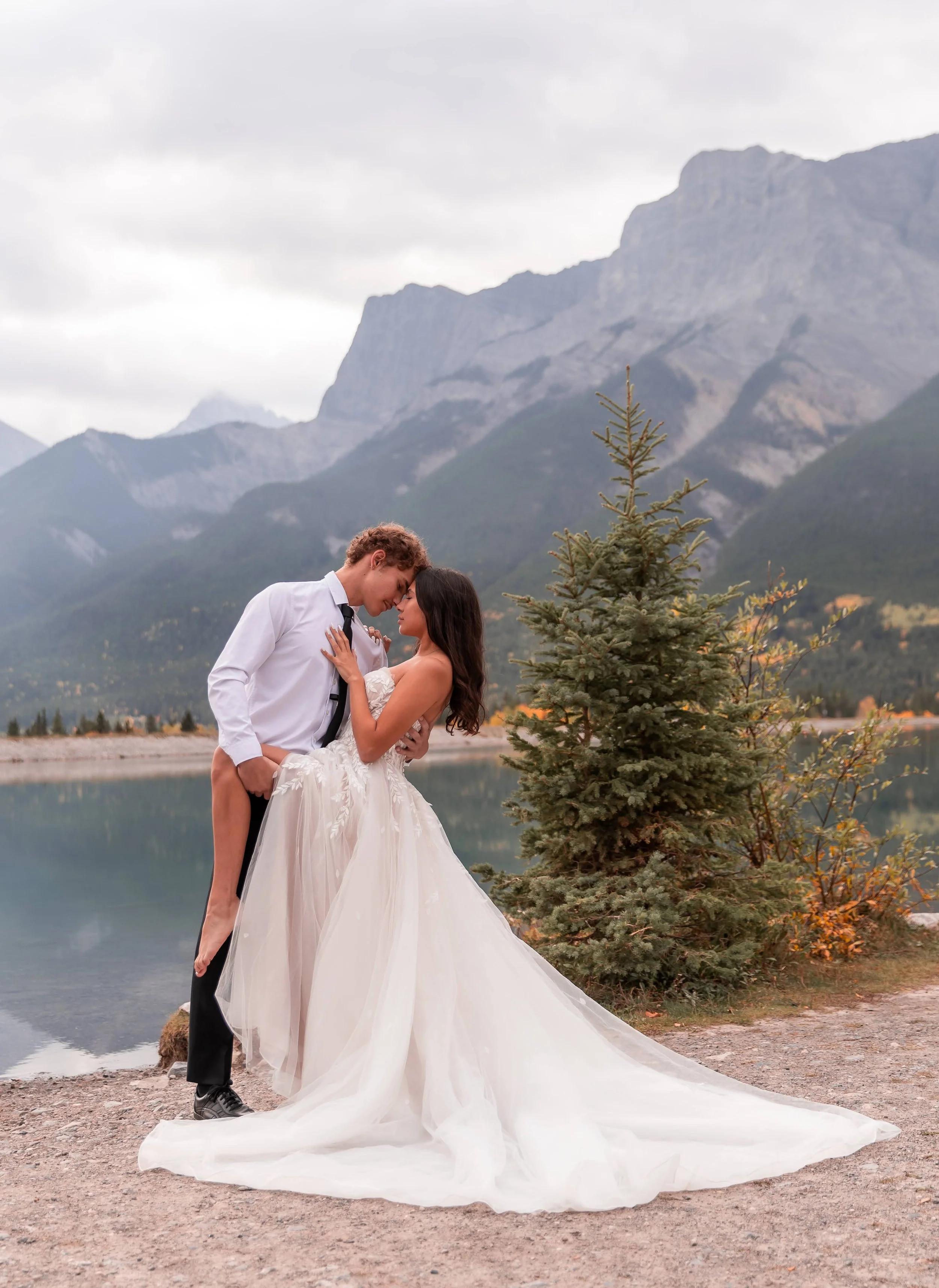 WhitehorseYukonWeddingPhotographer-41.JPG