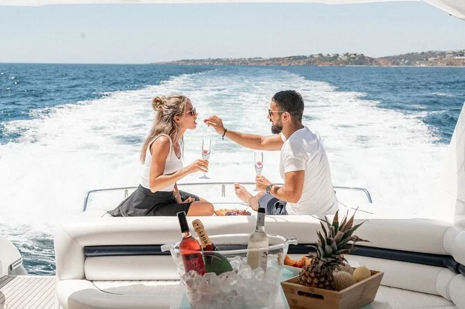 Navegación panorámica en yate