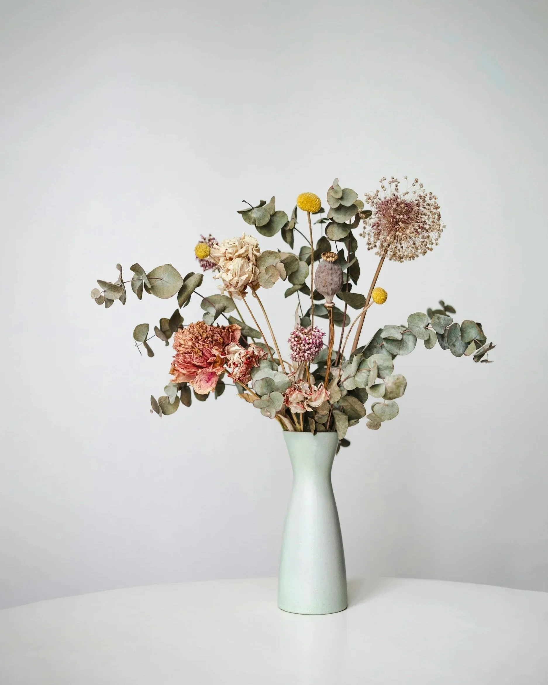 Vase of flowers