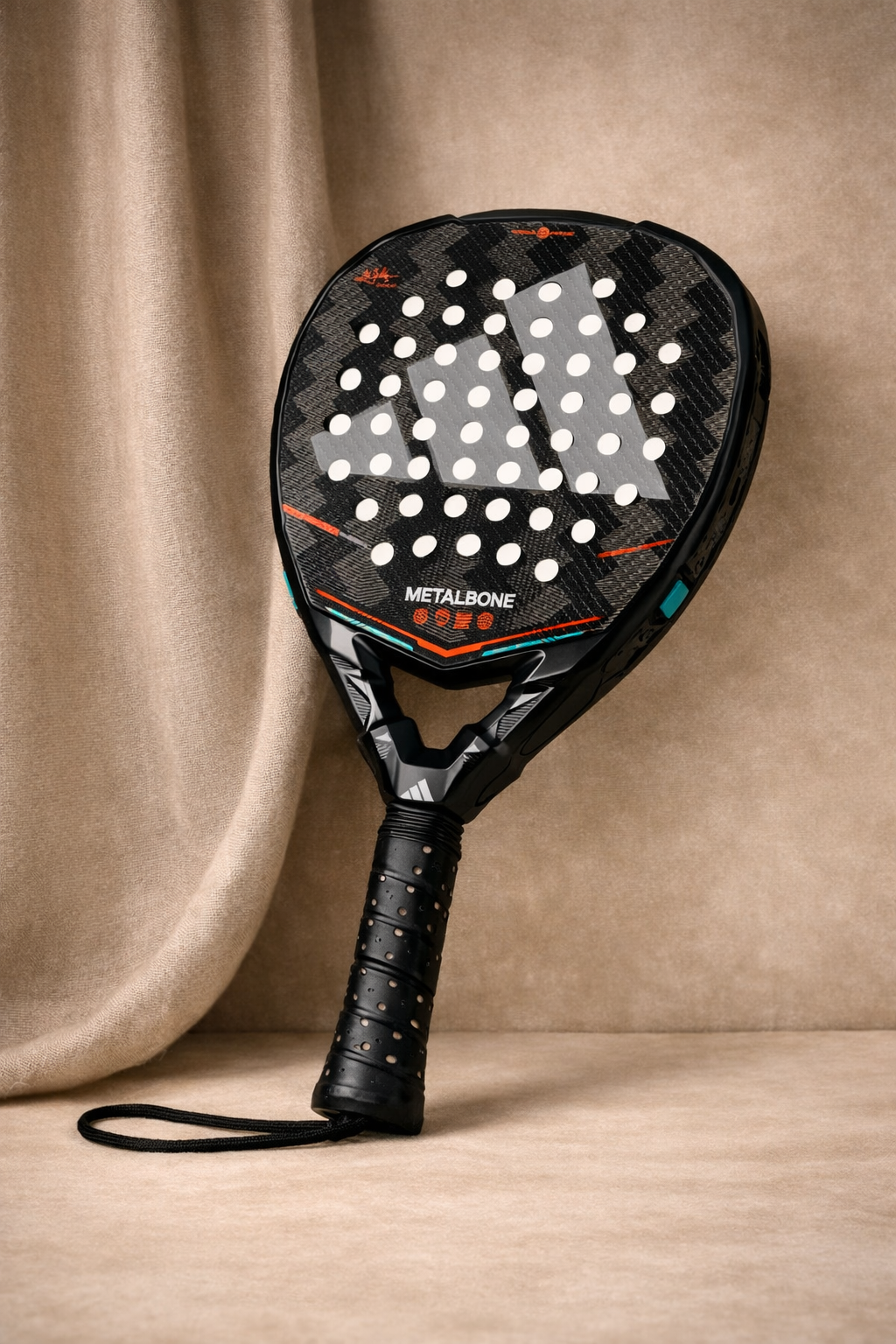 Adidas Metalbone 2026 Ale Galán — Built for Committed Attackers