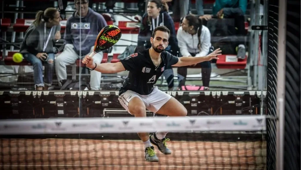 Directional Backhand (Cross / Line)