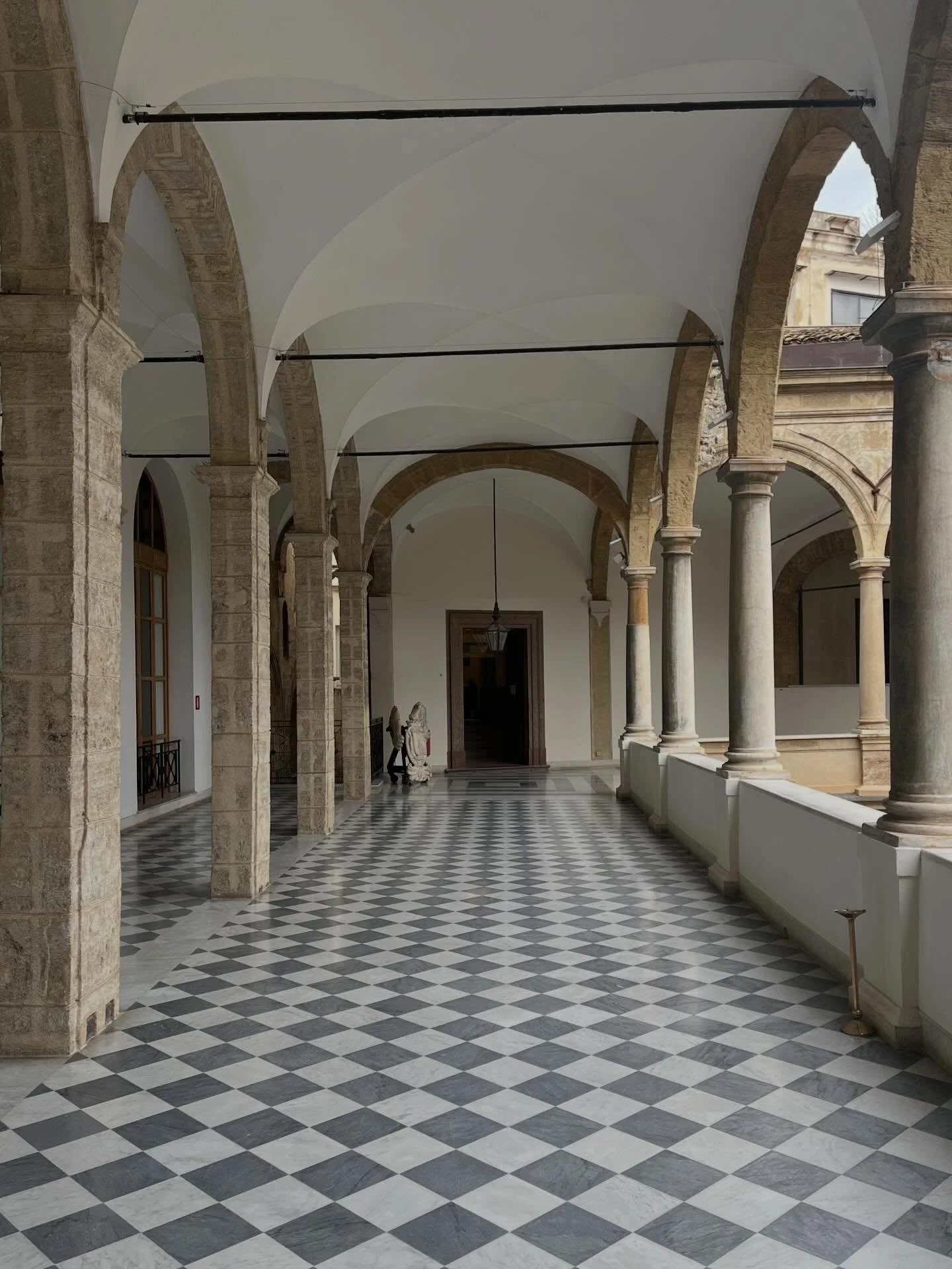 Italy Archives 💌 forever a source of inspiration between the architecture, intricate design details, history, natural stone, hand carved sculptures, and insane tile mosaics everywhere&hellip; and then you add amazing food on top of all of that?! 

T