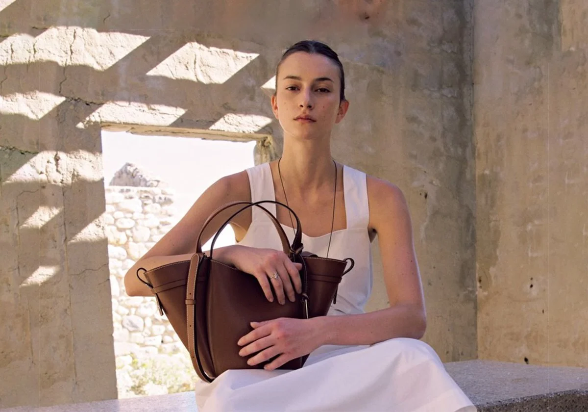 Joygryson: 26SS Lookbook “The Shapes Within”