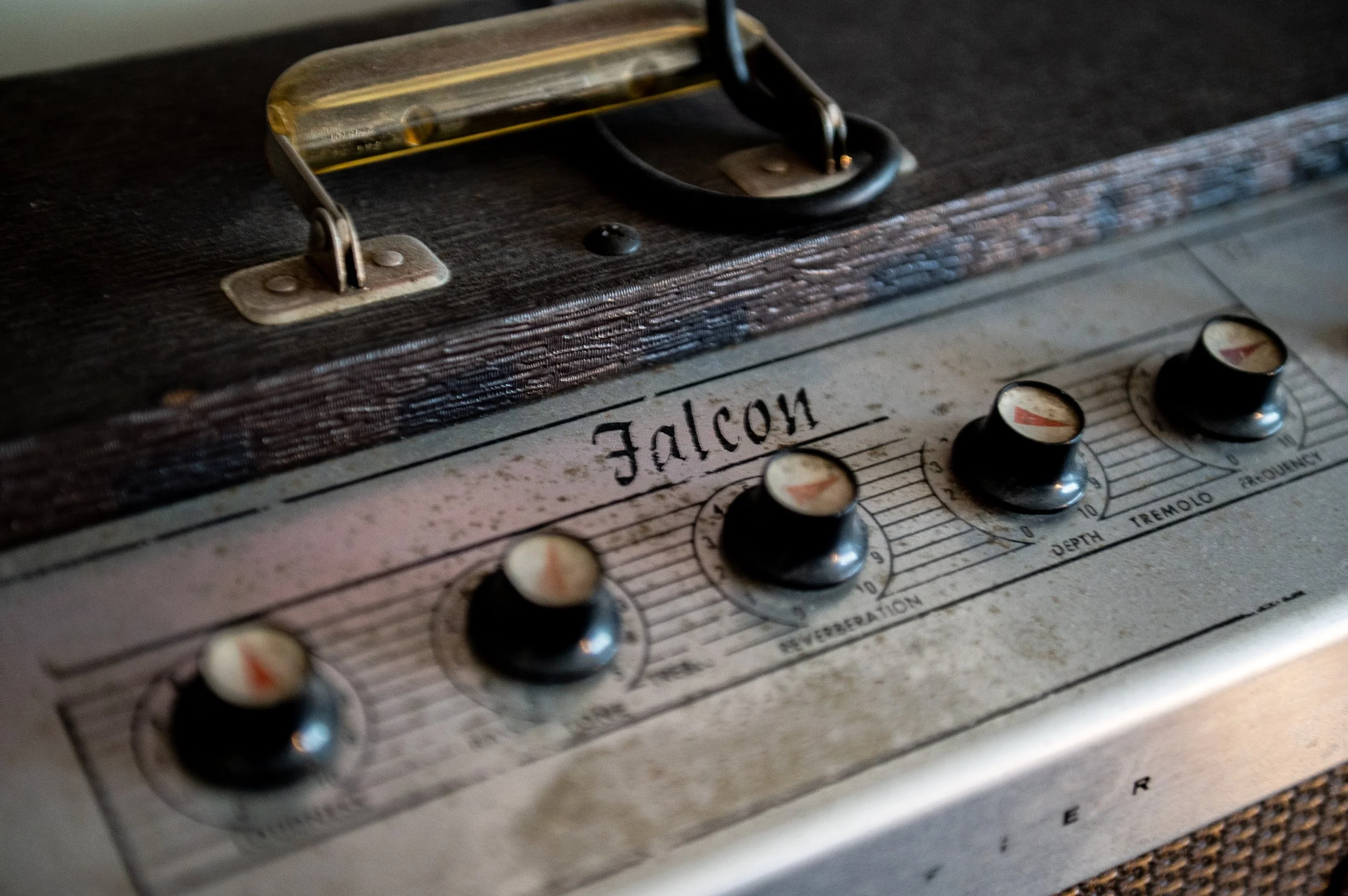 1967 Gibson Falcon-1.jpg