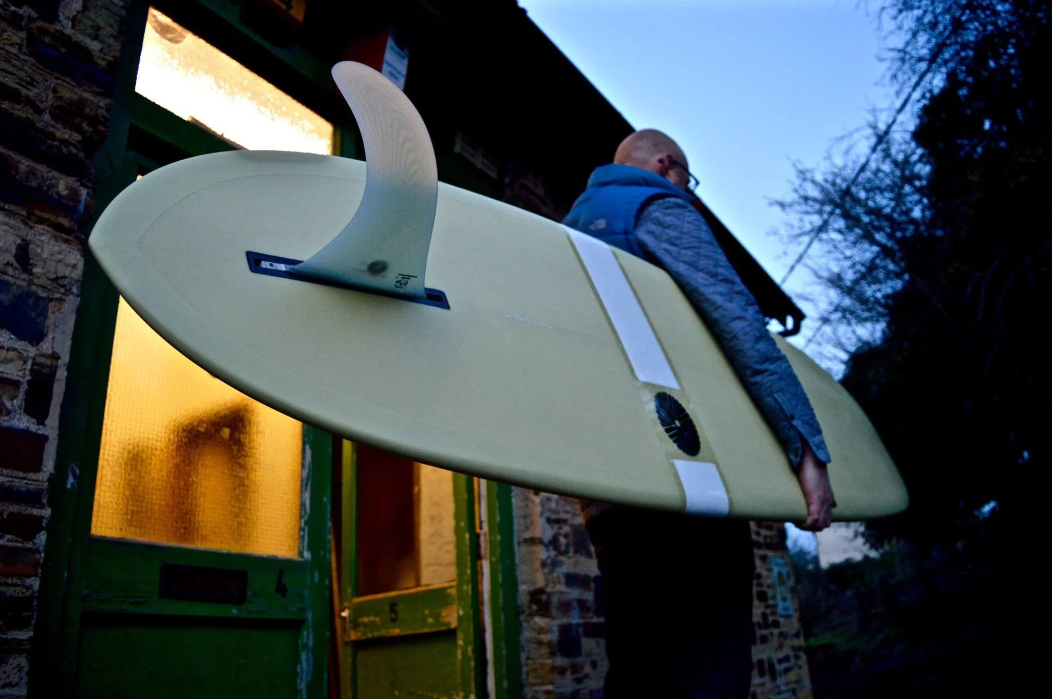 pintail cream rein tint pig surfboard longboard