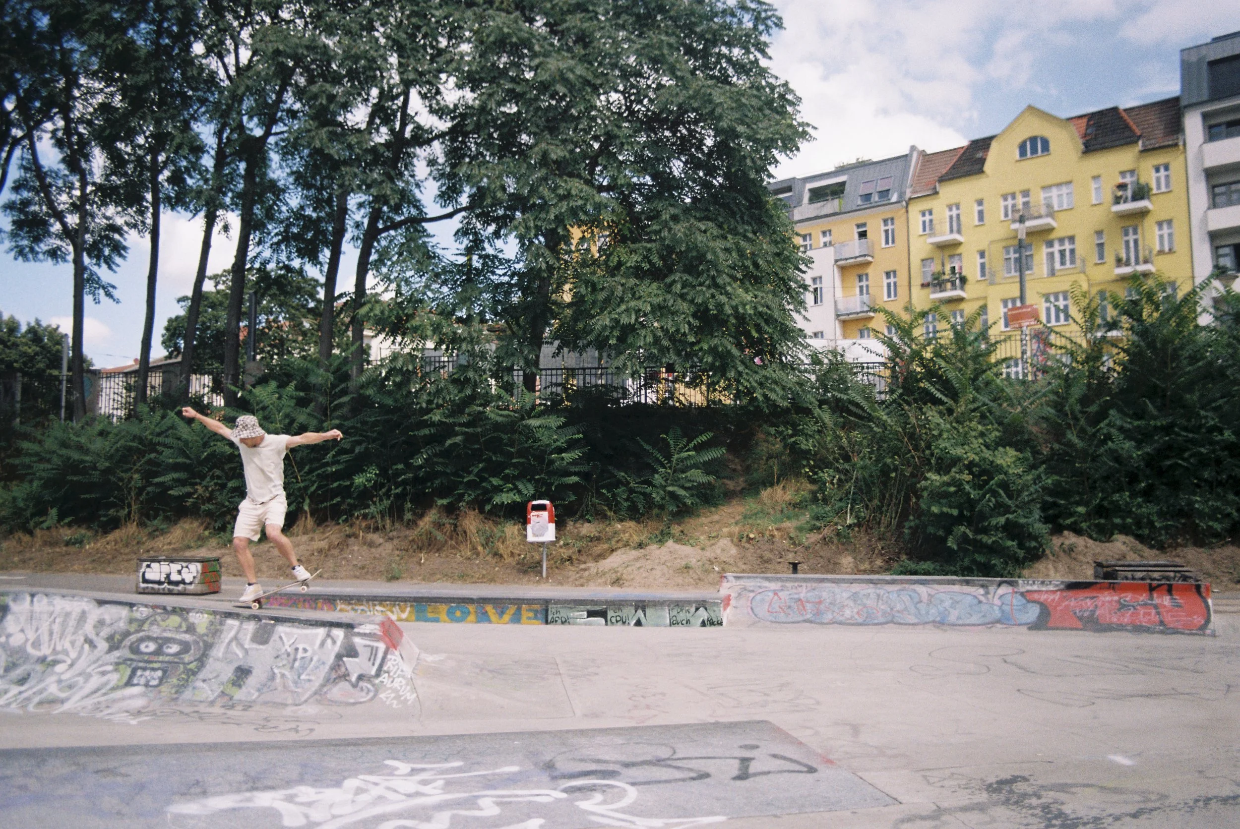 18564-2-FUJIFILM-COLOR-scan-16 copia.jpg