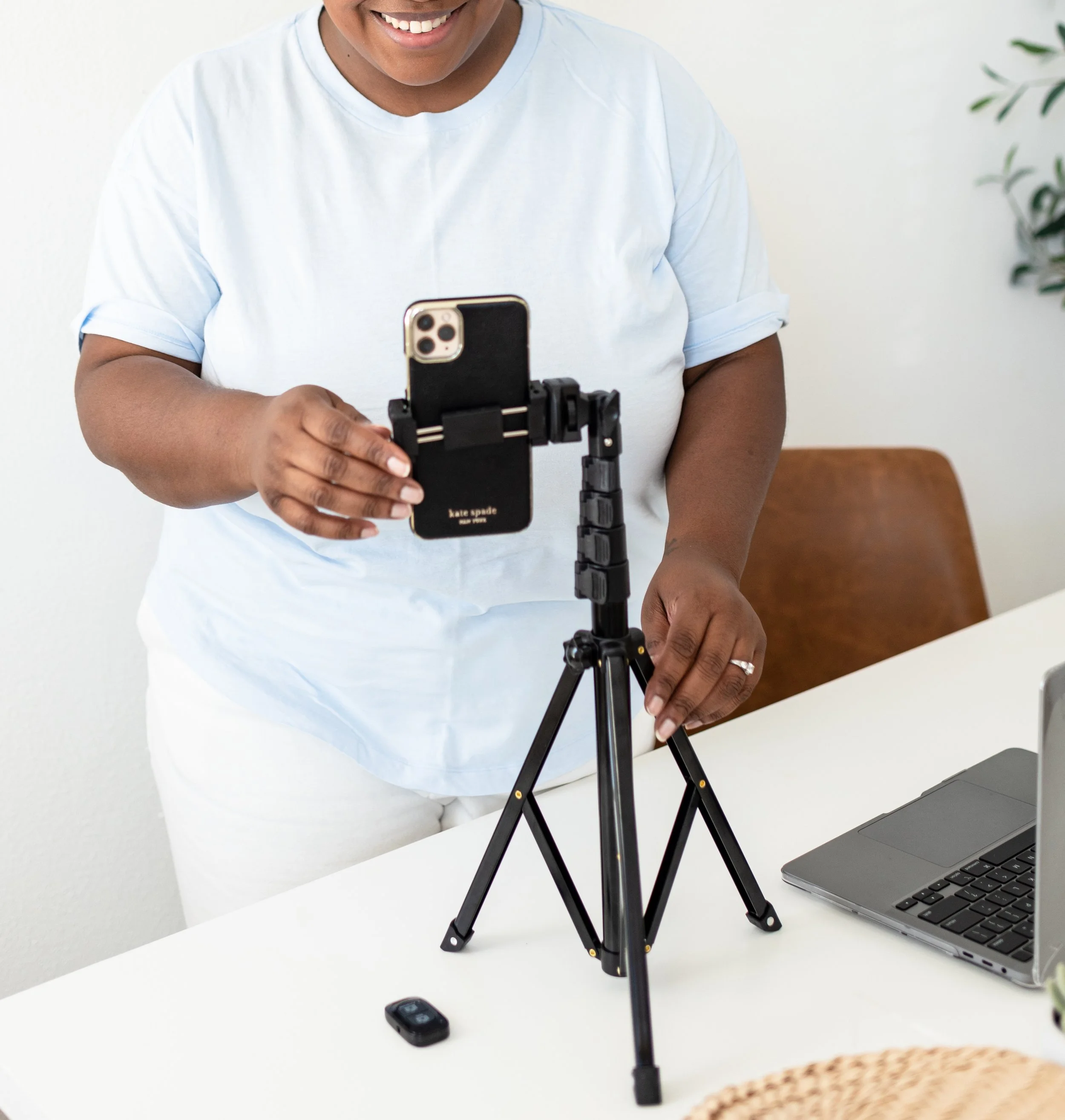 3 Photos to Shoot for Your Brand (DIY Style)