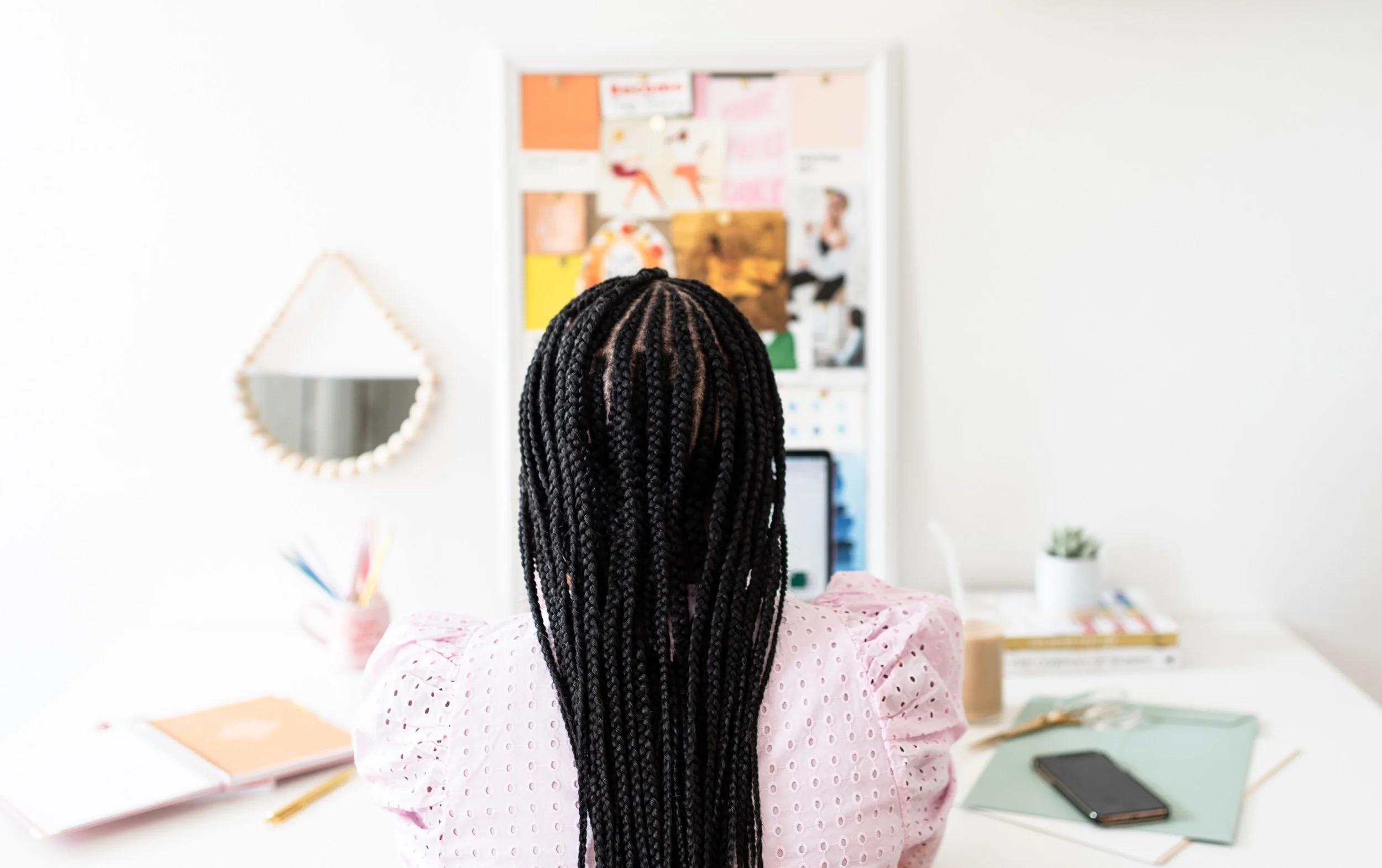 How to Create a Moodboard for Your Brand