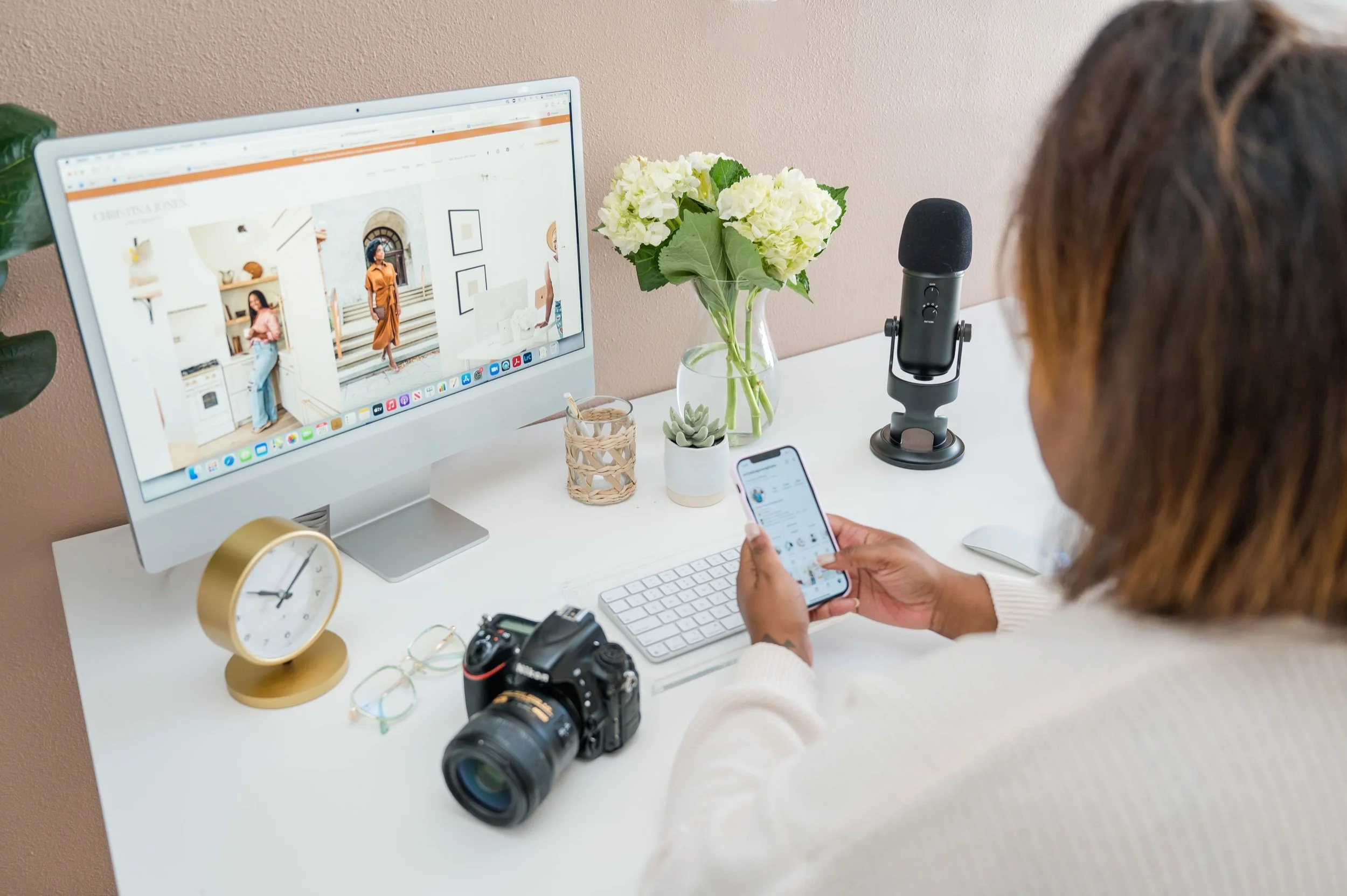 7 Ways to Use Your Brand Photos in Your Marketing Strategy