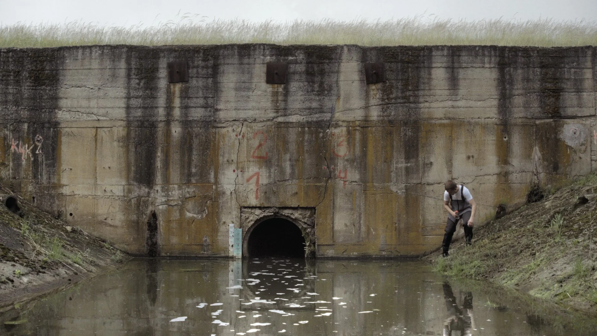 psStill 2025-02-02 224122_3.56 copy.jpg