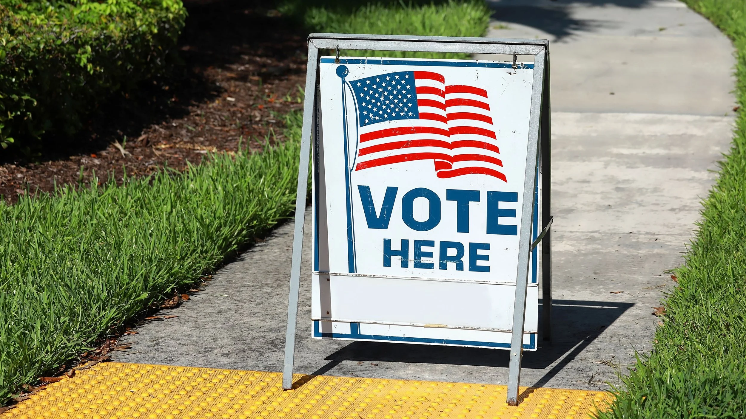 The Hometown Holler Foundation