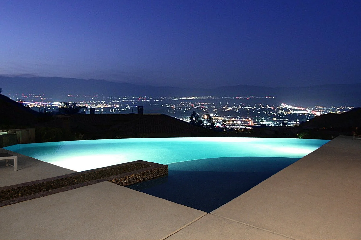 23-view from pool.jpg