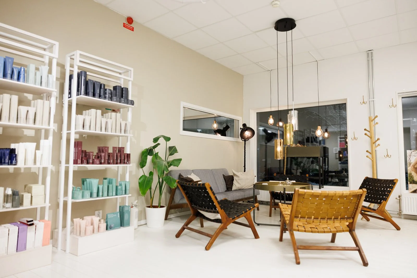 Trend by WiXners lounge