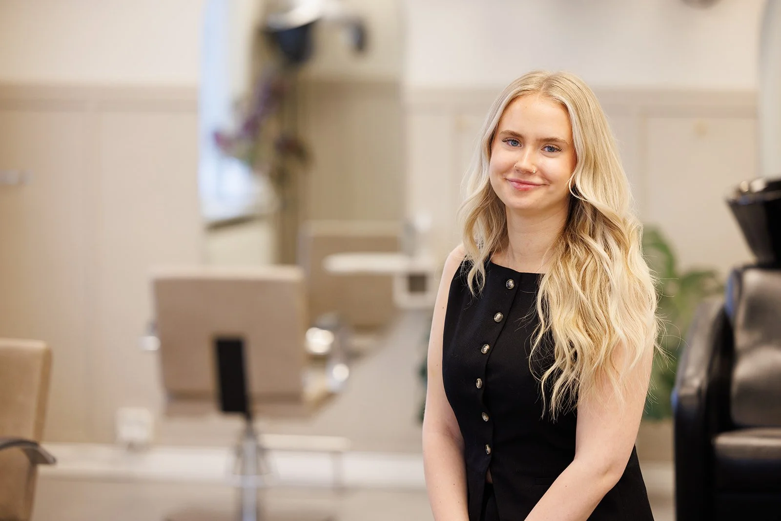 Elin Granath, frisör och hair stylist