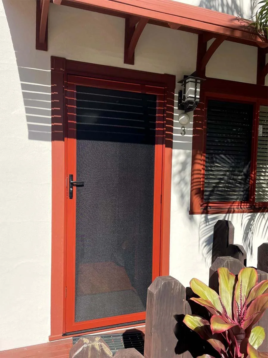 Hinterland-screen-security-front-door3.jpg