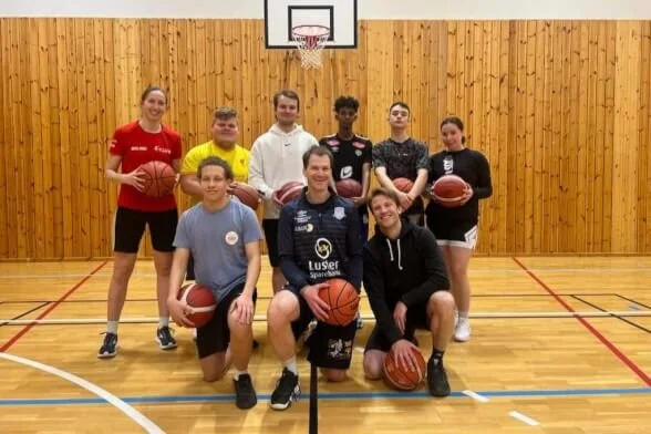 Basketball-gruppa med flere treningstider!
