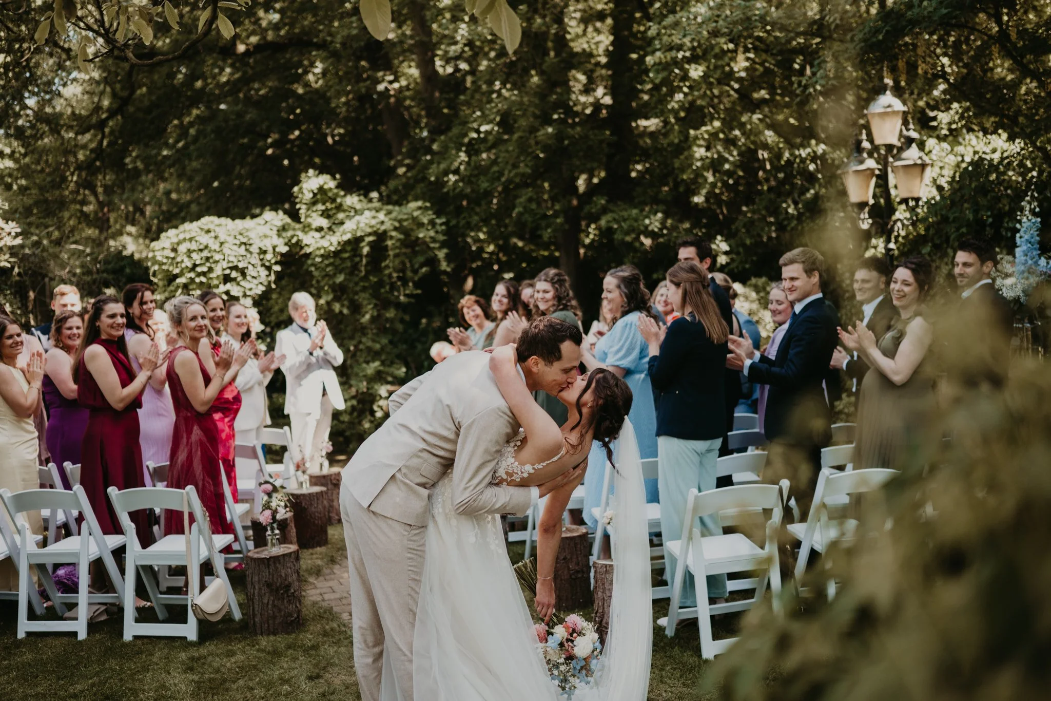 Bruiloft in de tuin van Foodies &amp; Zo – Een liefdevolle dag in Handel