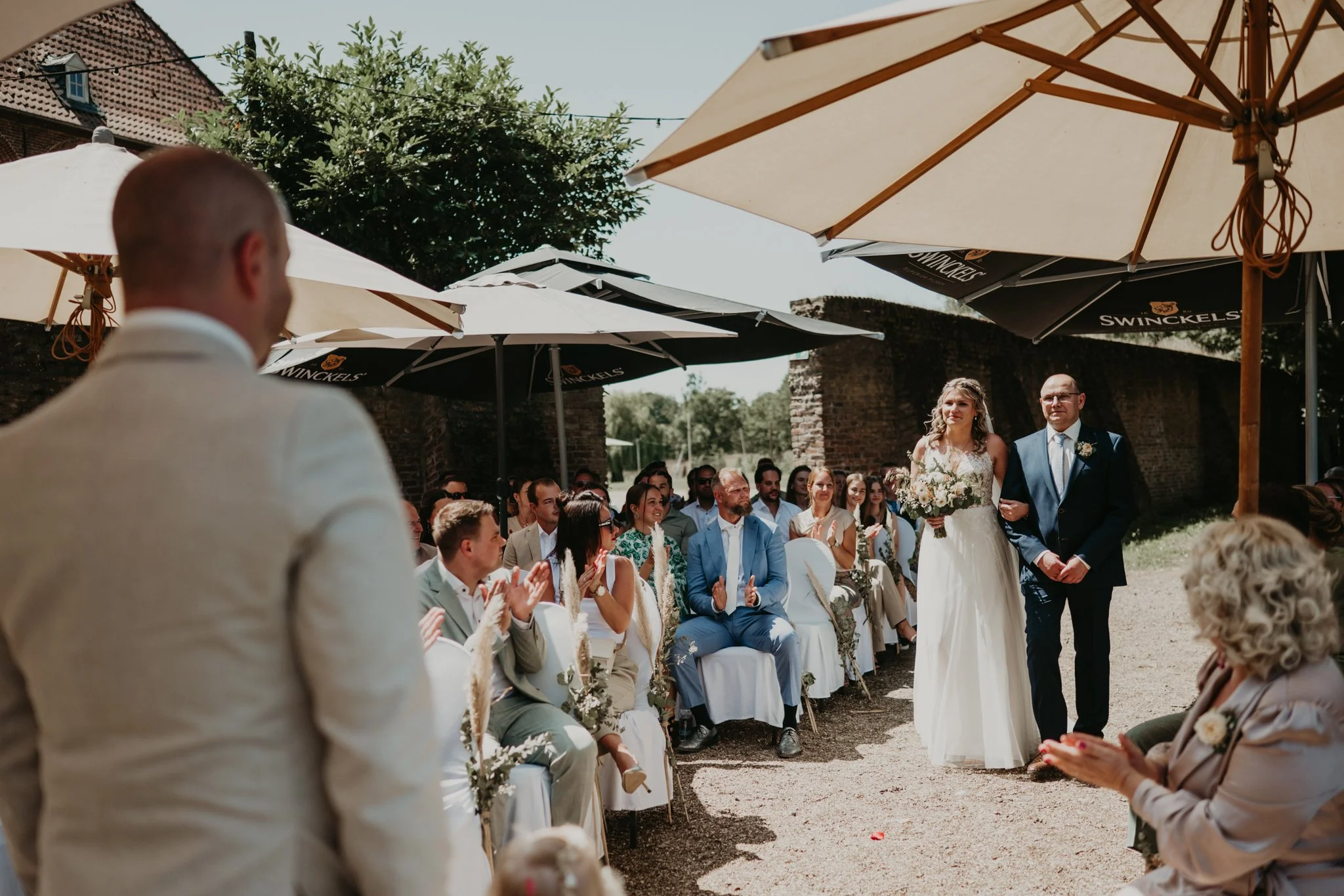 Bruiloft bij Kloster Graefenthal in Gogh – Een zonnige en liefdevolle dag