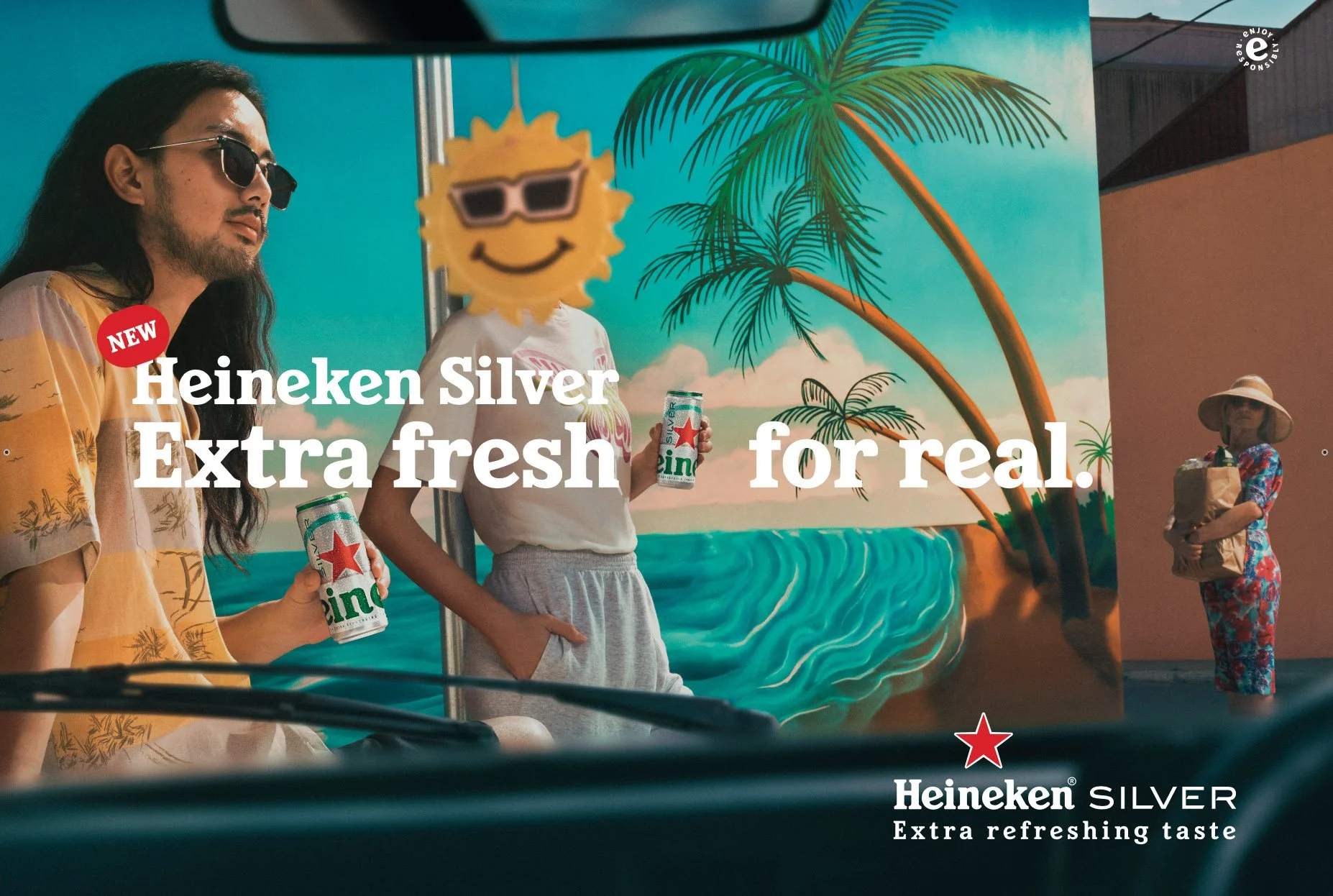 Heineken_ExtraFreshSilver_grafitti_SilverEurope_LandscapeA1_OOH_Global_English.jpg