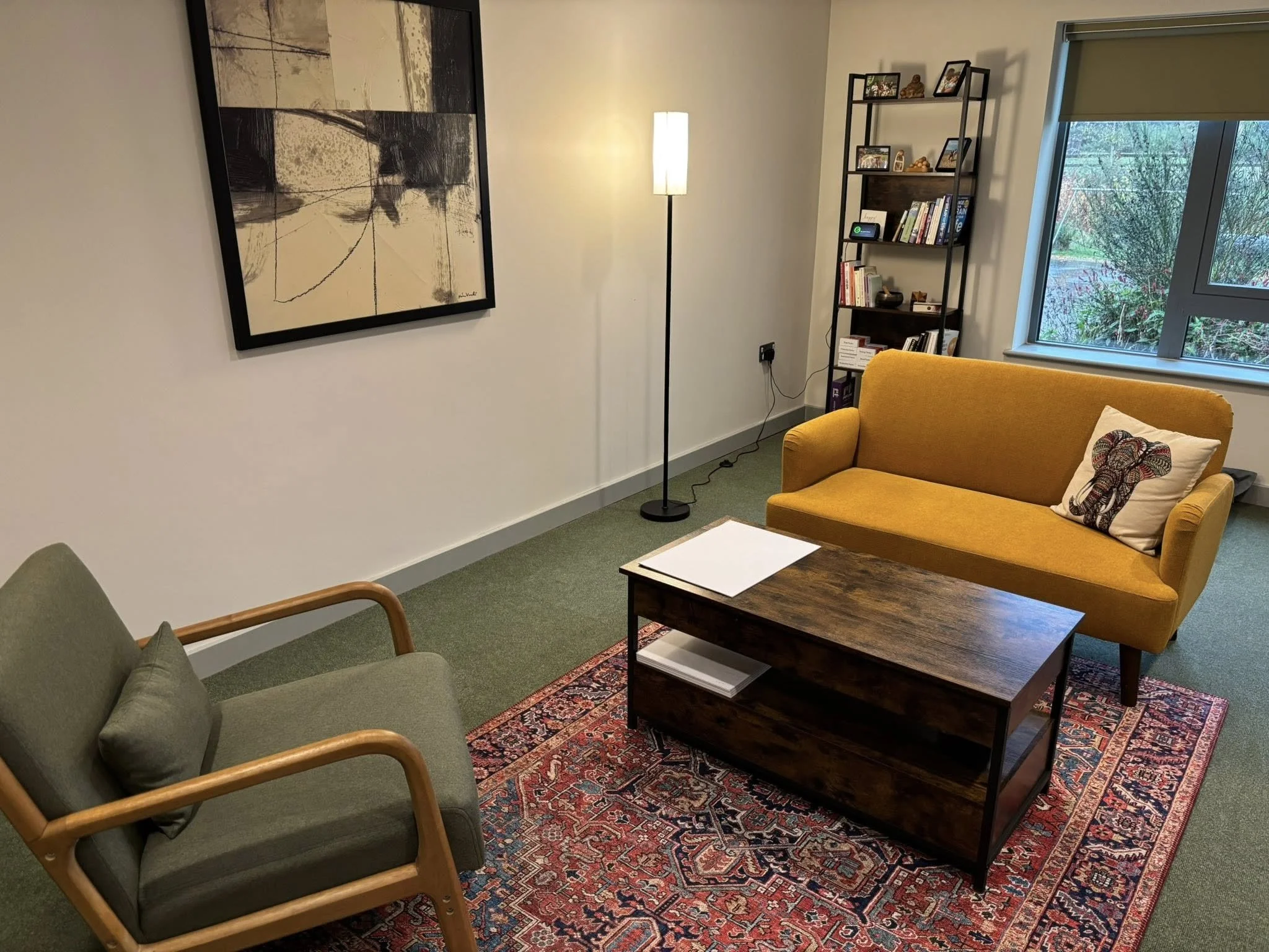 Welcoming coaching office for HAPI relationship coaching in Berkshire.