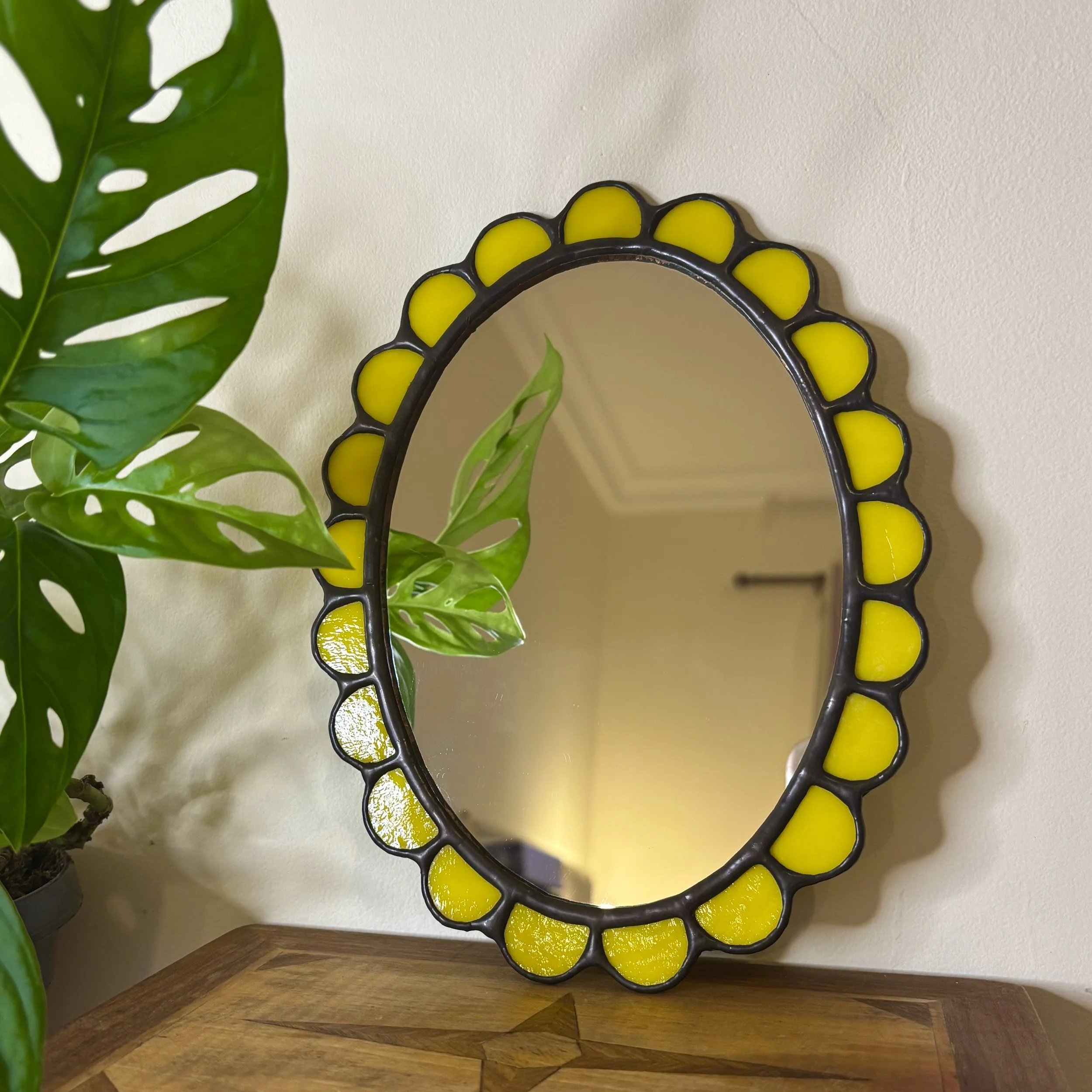 Stained Glass Yellow Scalloped Oval Mirror