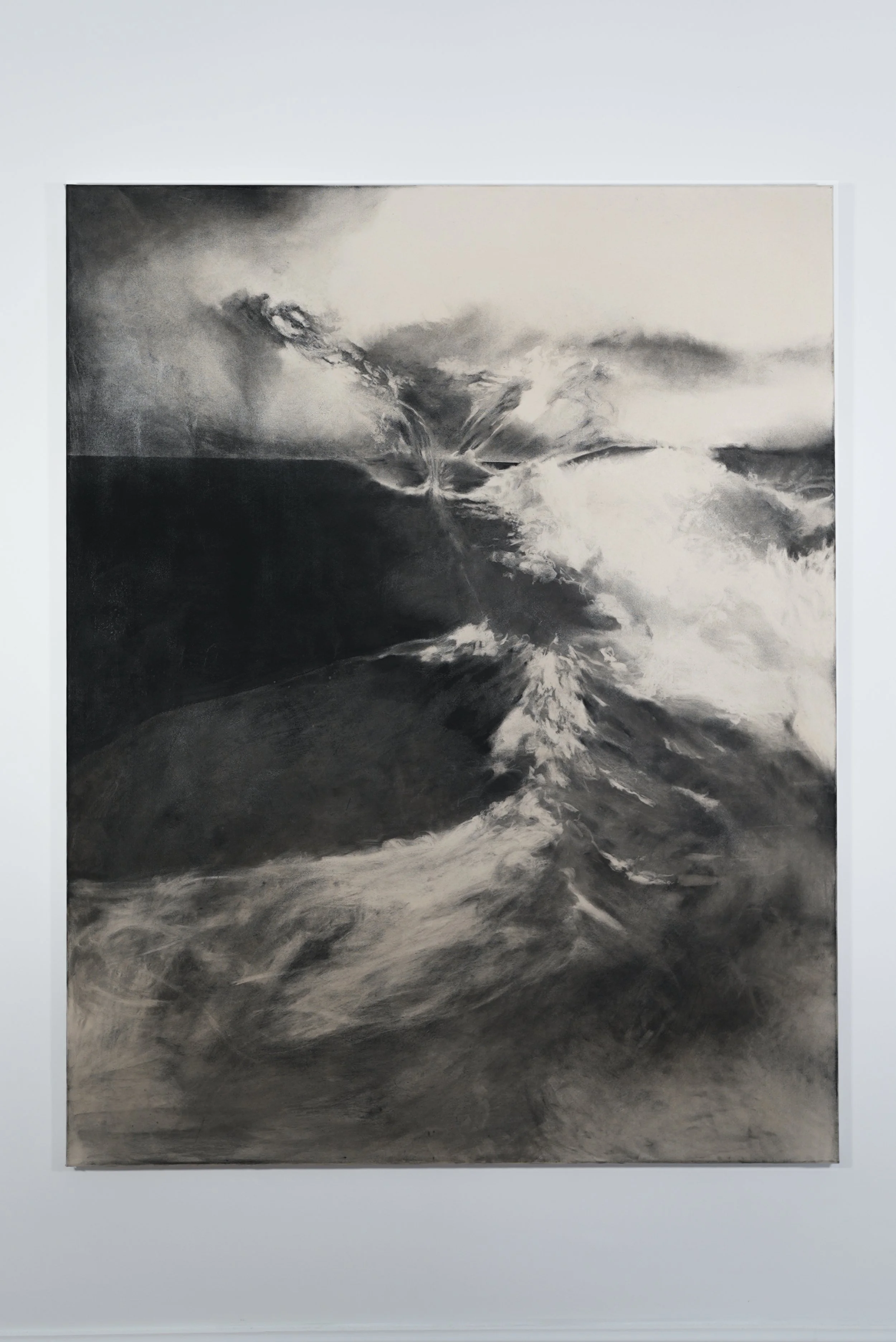Me toma un fuego inventado y la aguja zurce hacia afuera, 2025 Charcoal on canvas, 165 x 130 cm