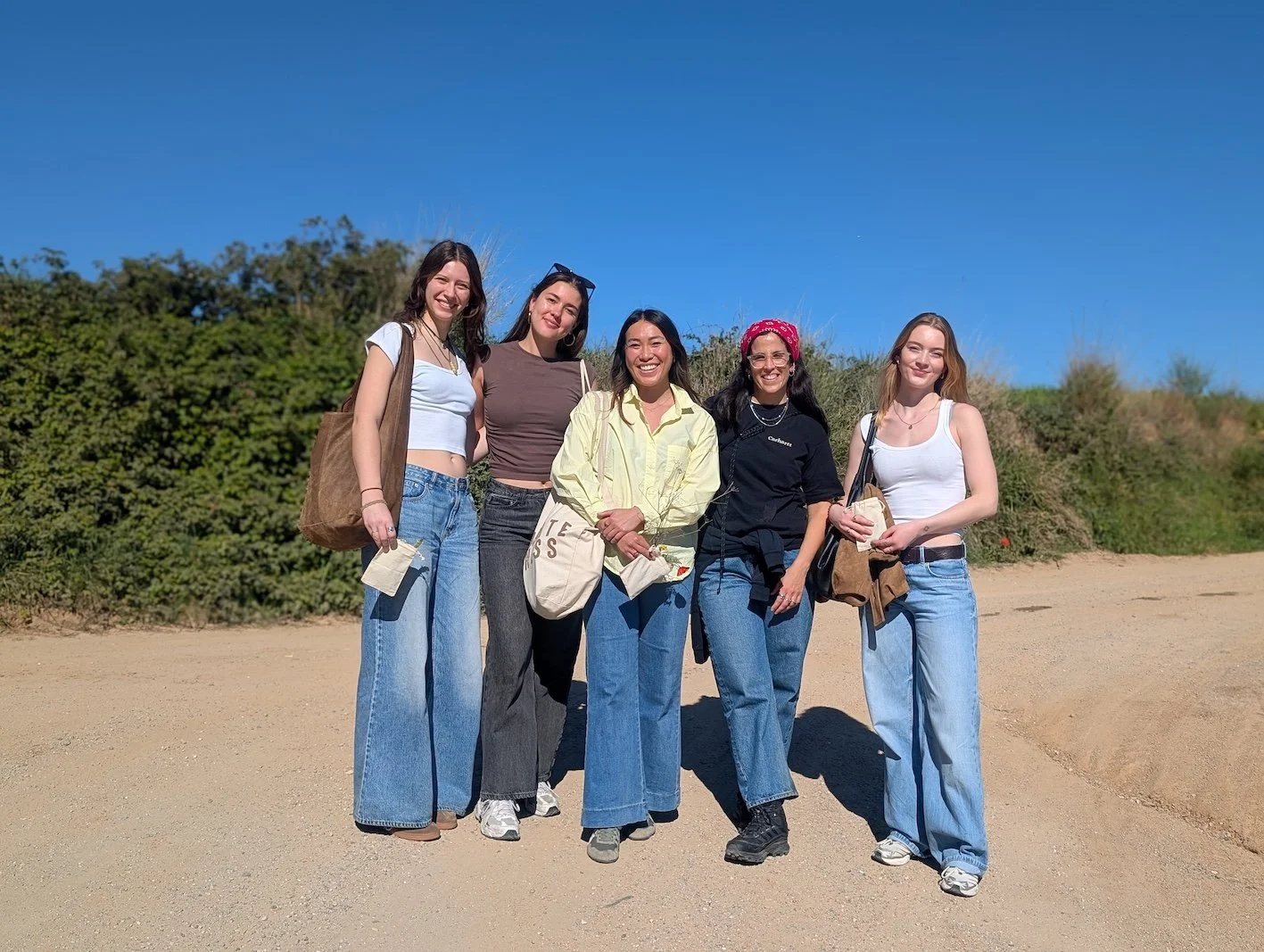 Group photo from cyanotype workshop with Made My Dia
