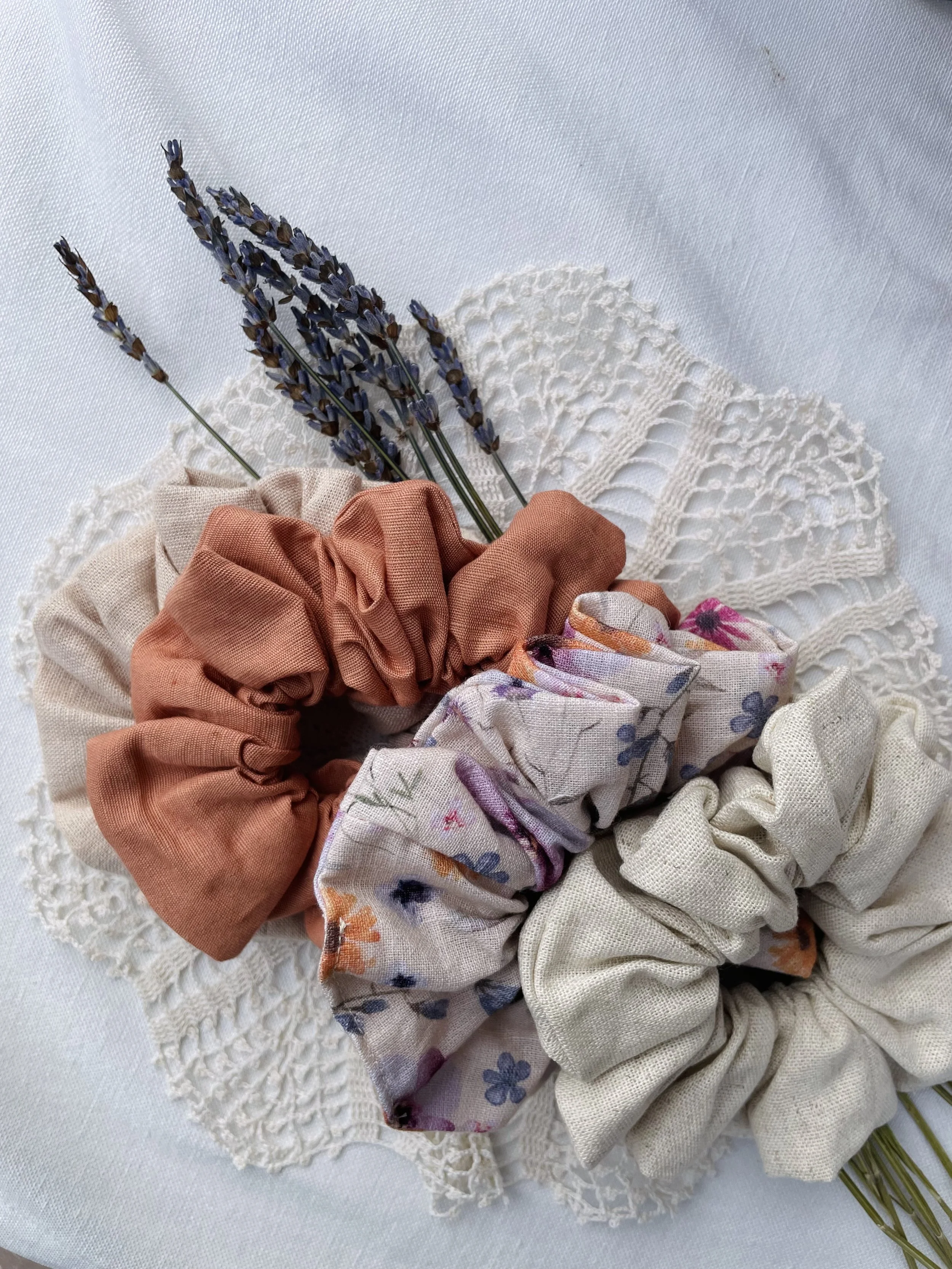 Cottage Scrunchie